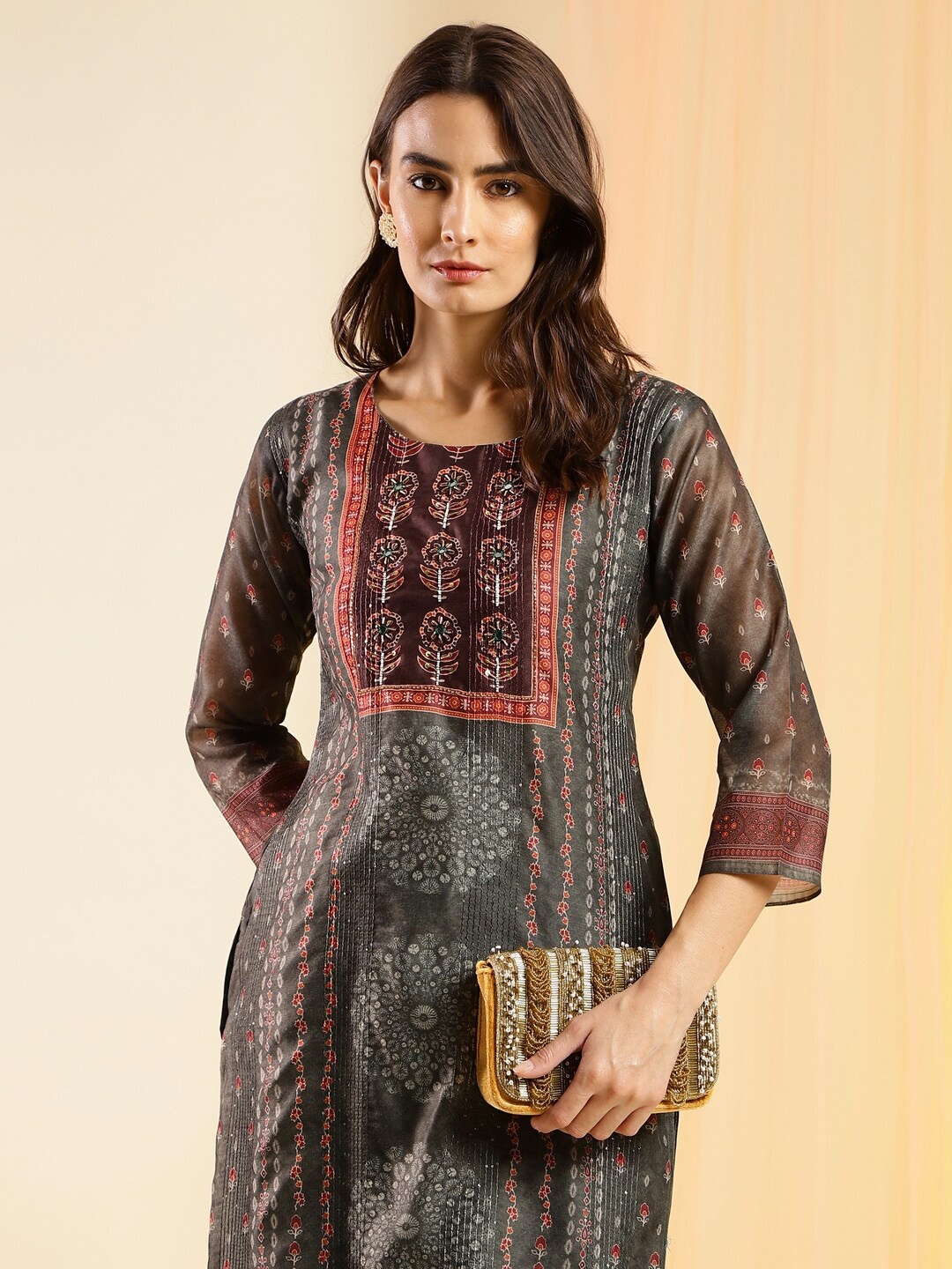 

Sangria Ethnic Motifs Printed Straight Kurta, Olive