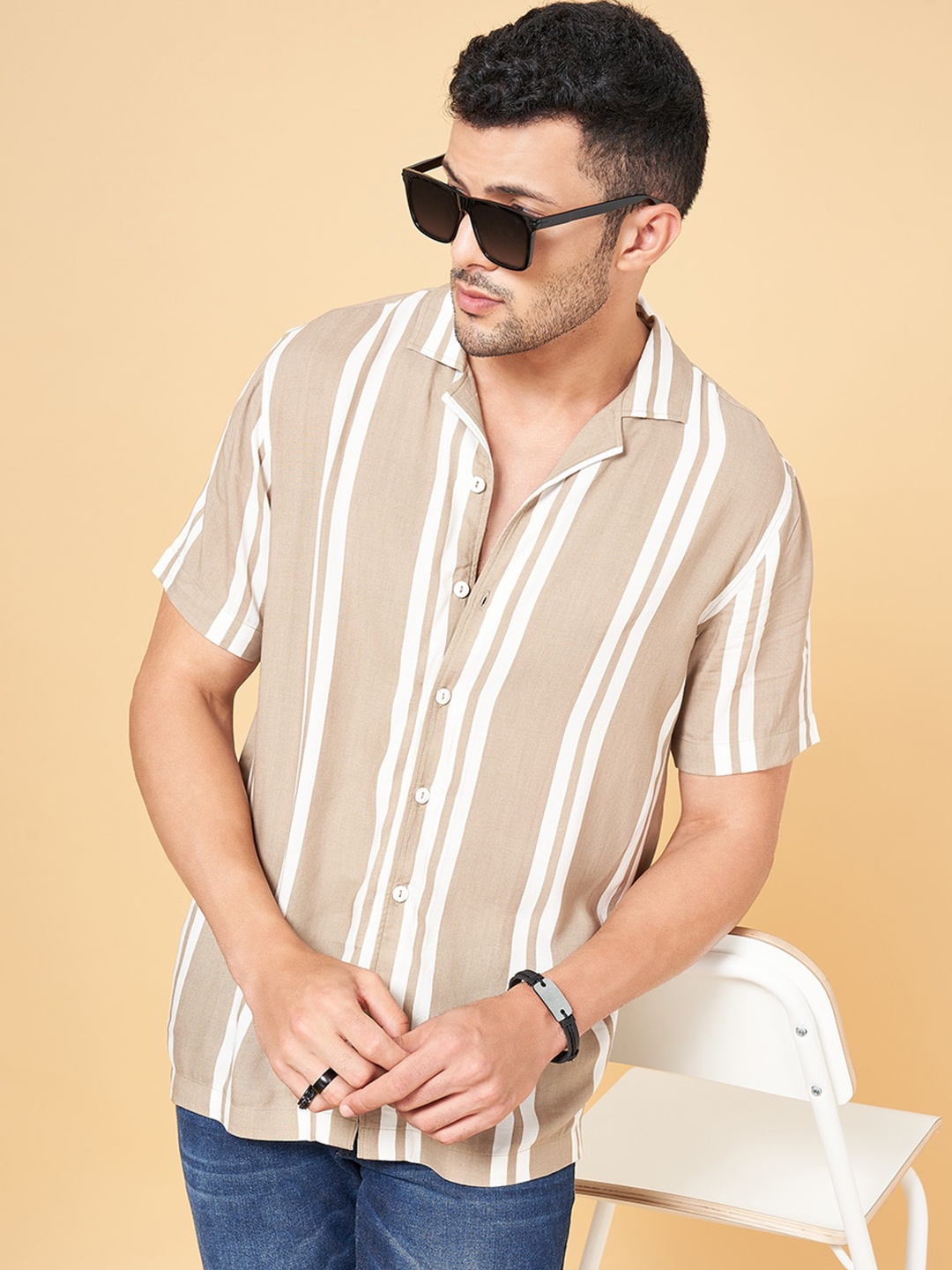 

YU by Pantaloons Striped Printed Spread Collar Regular Fit Casual Shirt, Beige