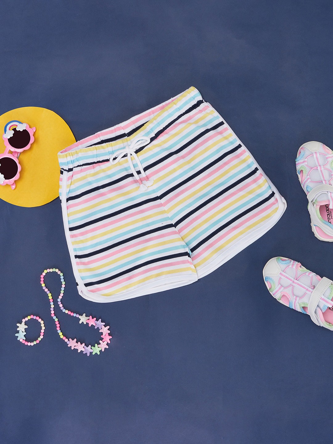 

Pantaloons Junior Girls Striped Shorts, Pink
