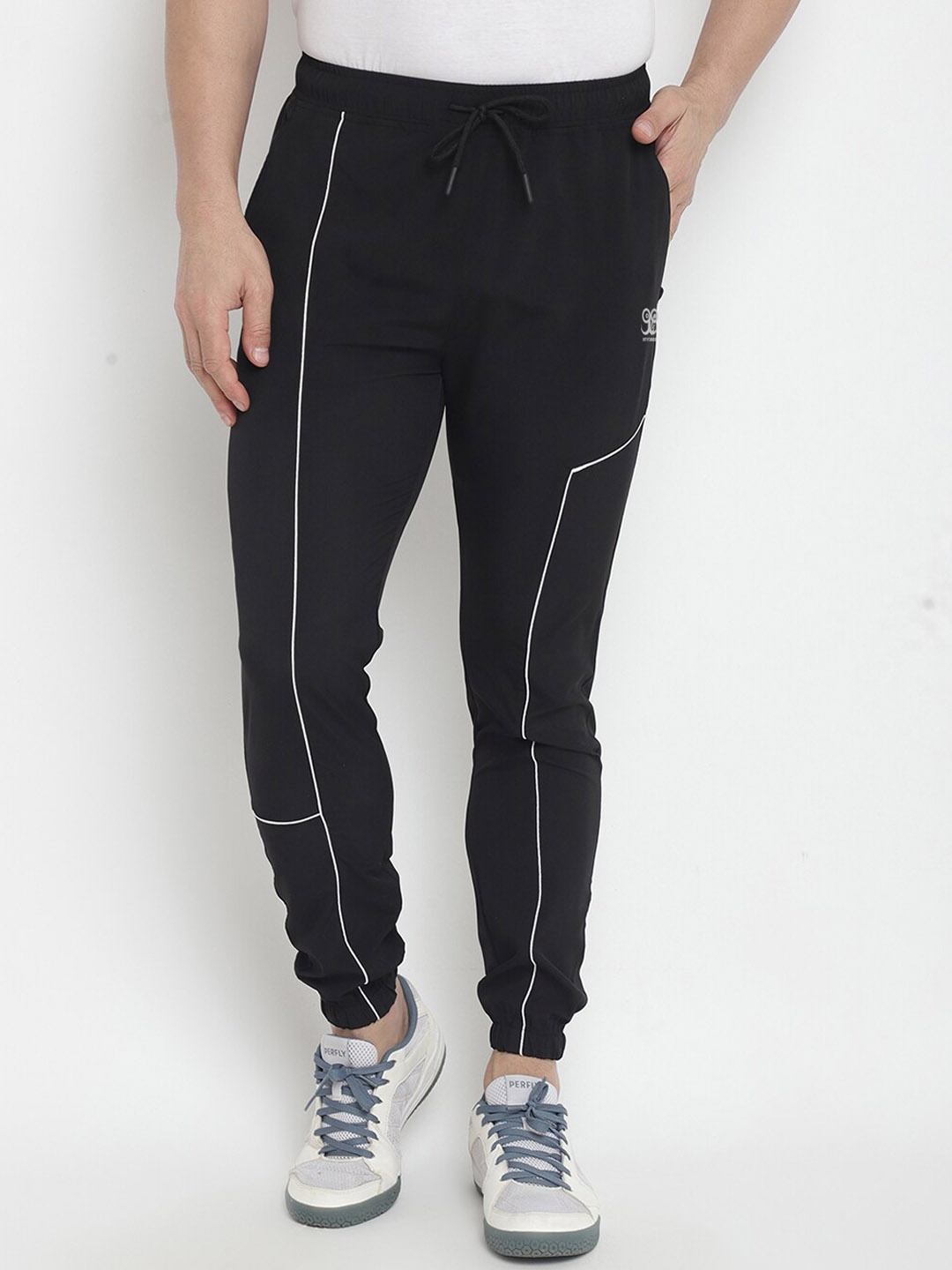 

9ty3ree Men Mid-Rise Sports Joggers, Black