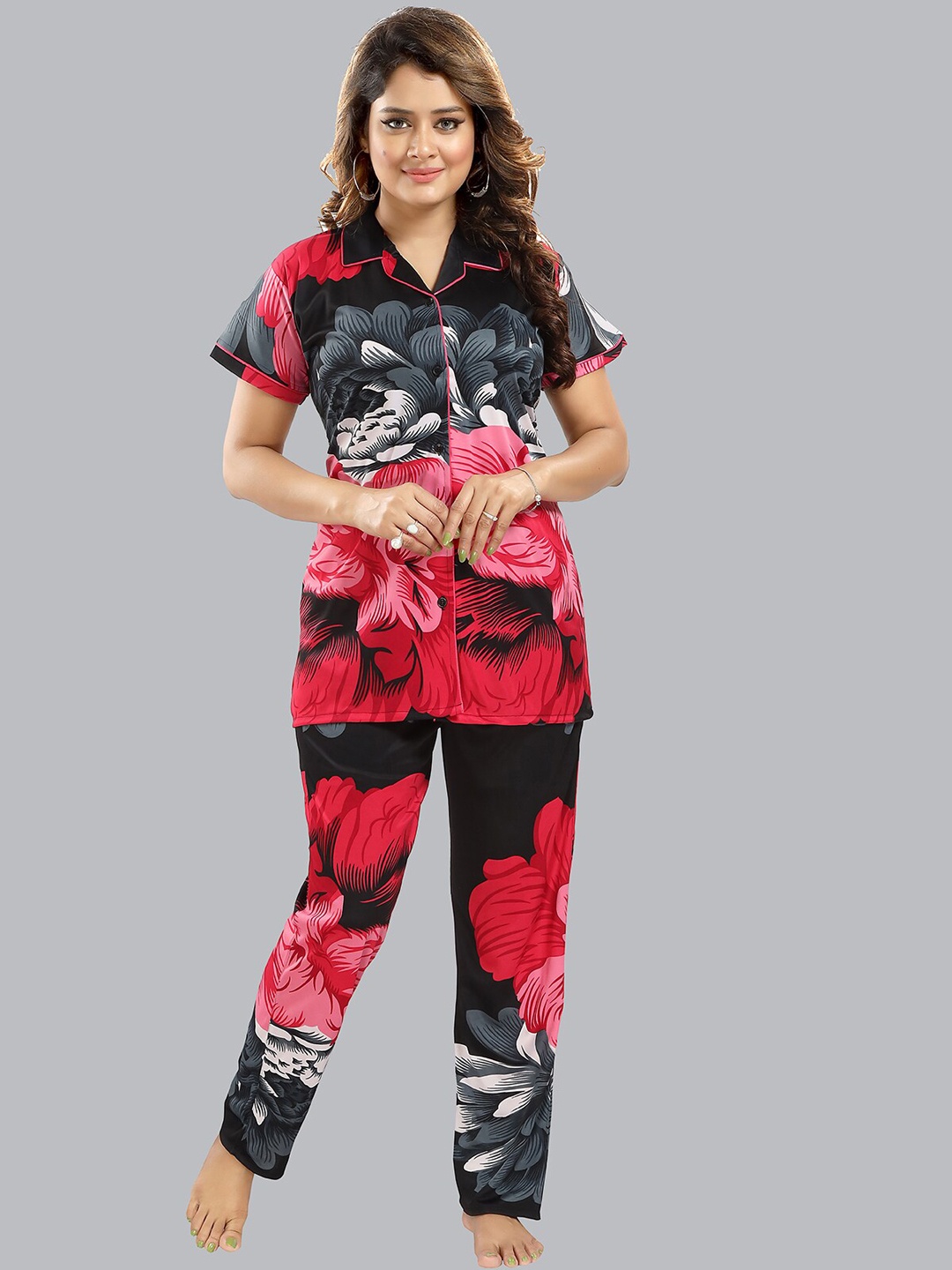 

FOMTI Floral Printed Lapel Collar Night suit, Pink