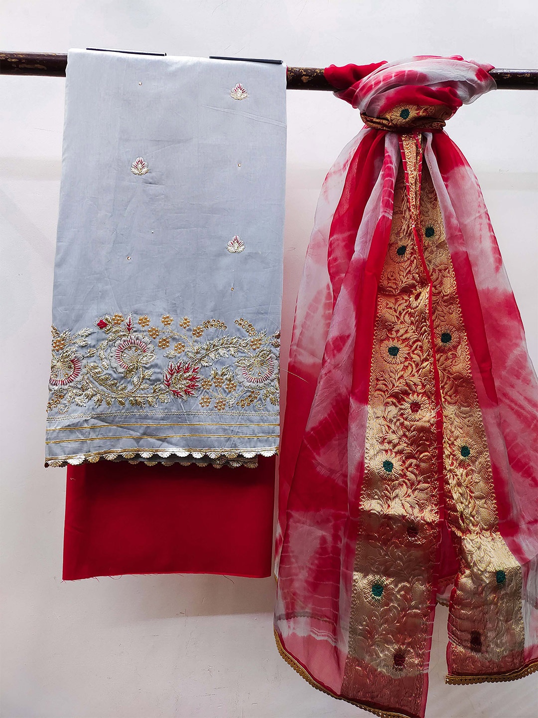 

KALINI Embroidered Beads & Stones Ornamented Unstitched Dress Material, Grey
