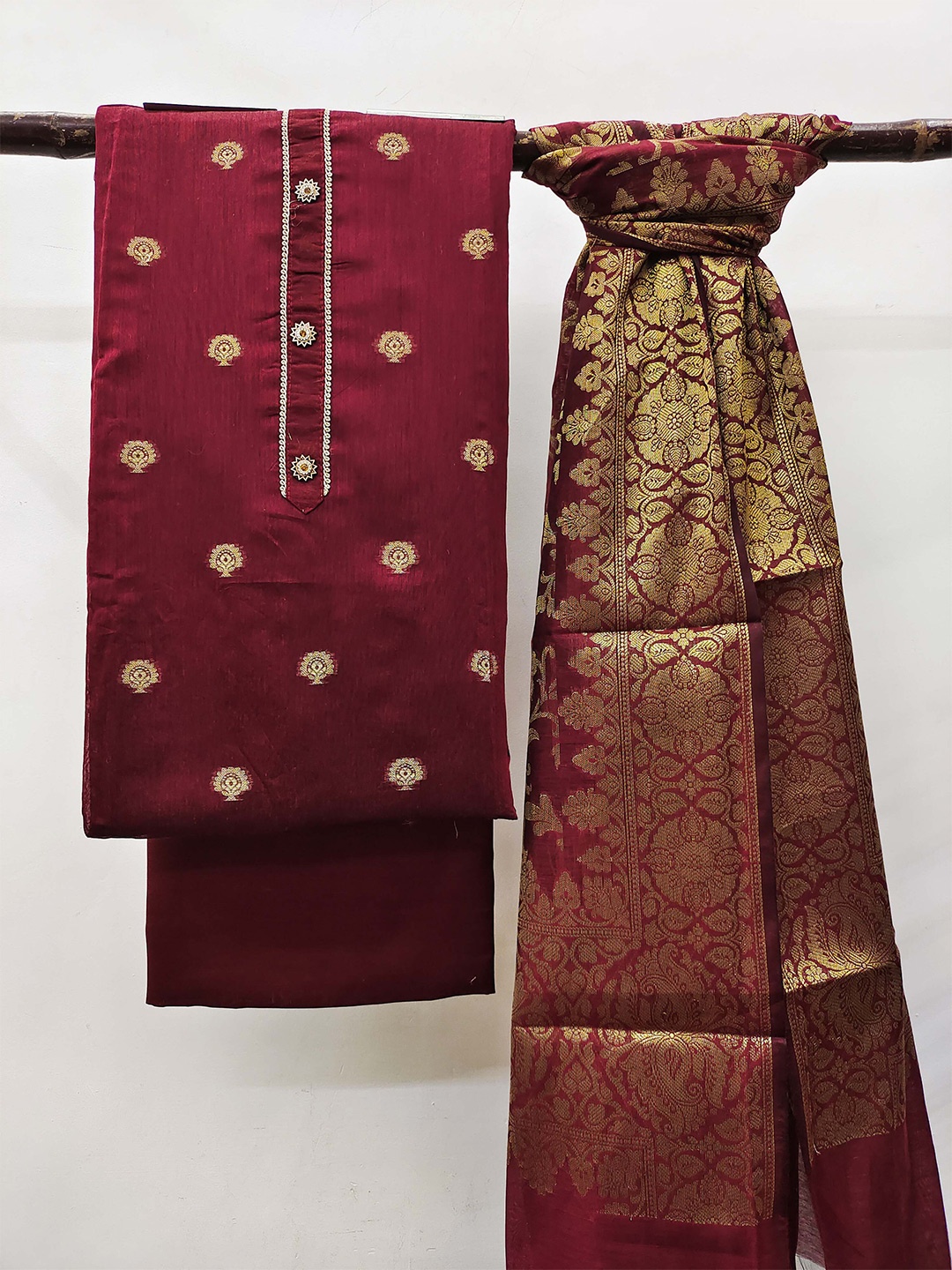 

KALINI Unstitched Dress Material, Maroon