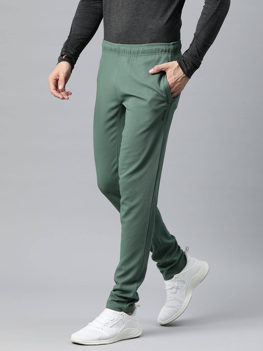 

Alcis Men Solid Slim Fit Sports Track Pants, Green