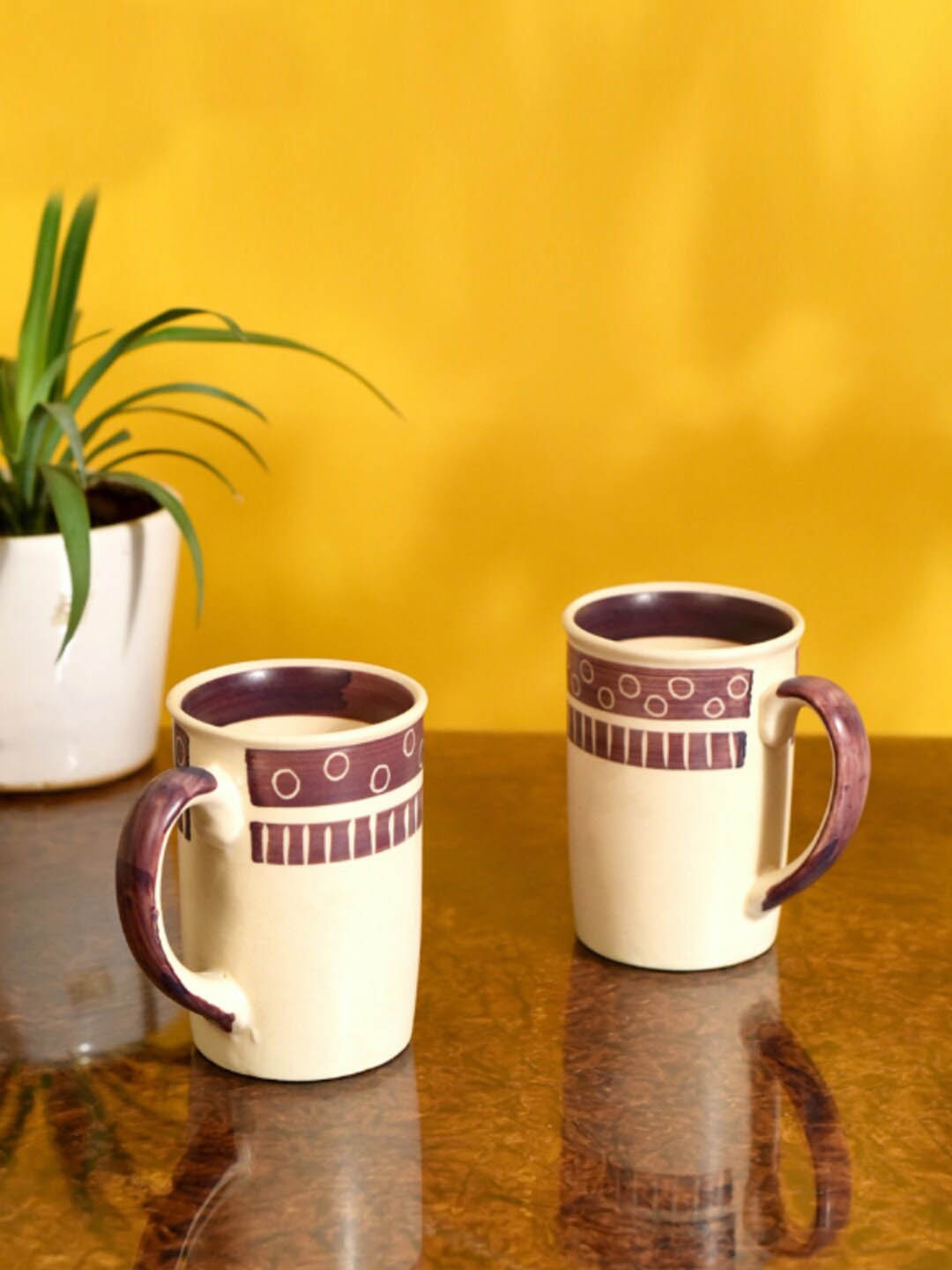 

AAKRITI ART CREATIONS Off White & Purple 2 Pieces Printed Ceramic Glossy Mugs 200ml