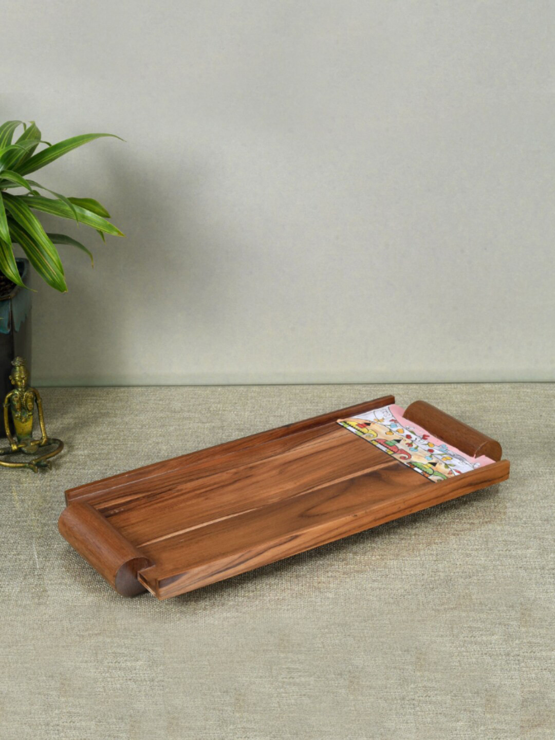 

AAKRITI ART CREATIONS Brown Printed Wooden Serving Tray