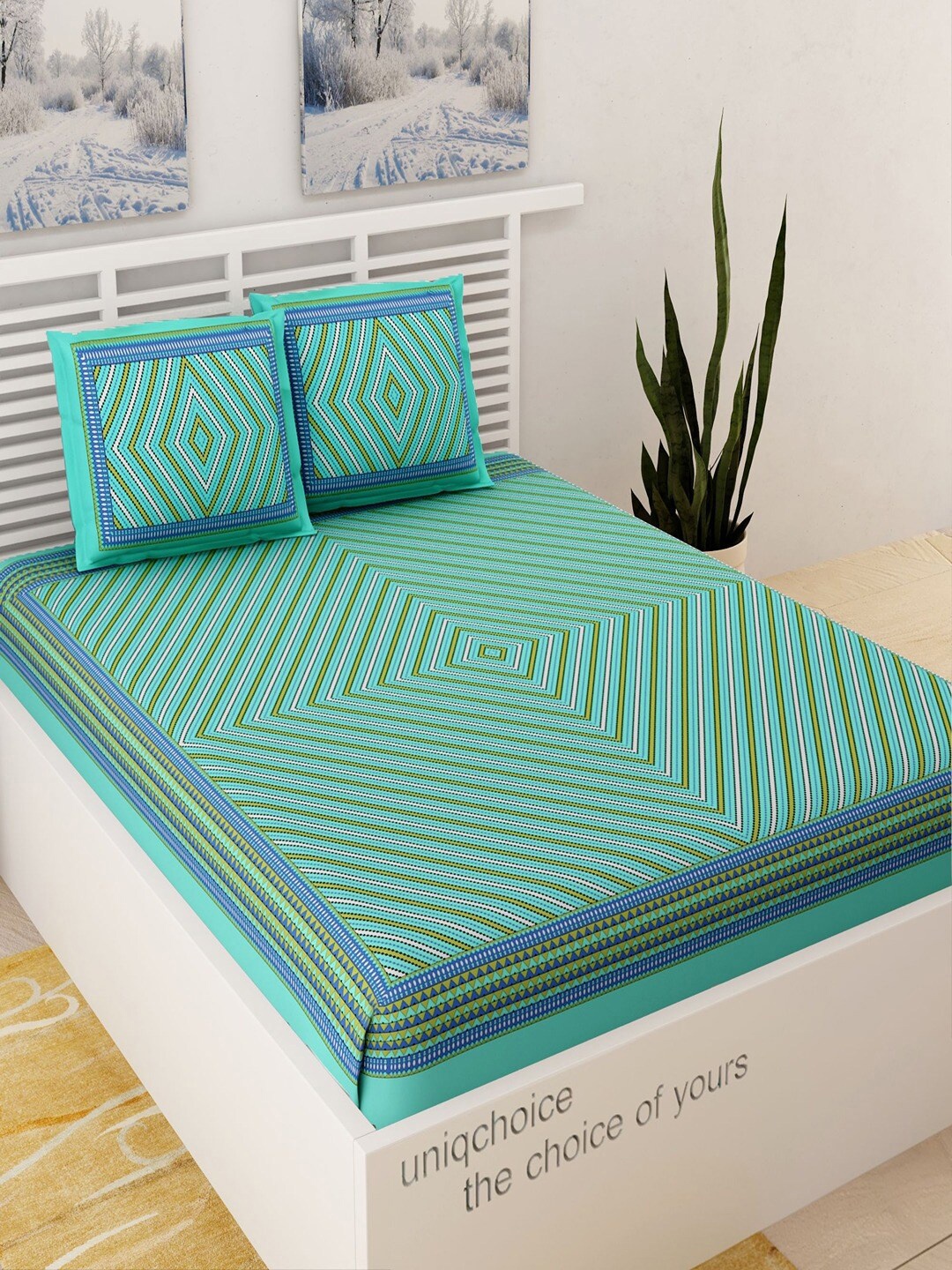 

UNIQCHOICE Sea Green & Black Geometric Pure Cotton 120 TC Queen Bedsheet & 2 Pillow Covers