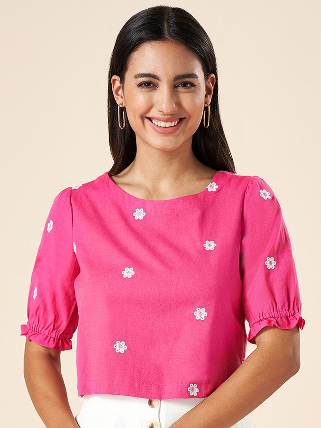 

AKKRITI BY PANTALOONS Floral Embroidered Puff Sleeves Top, Pink