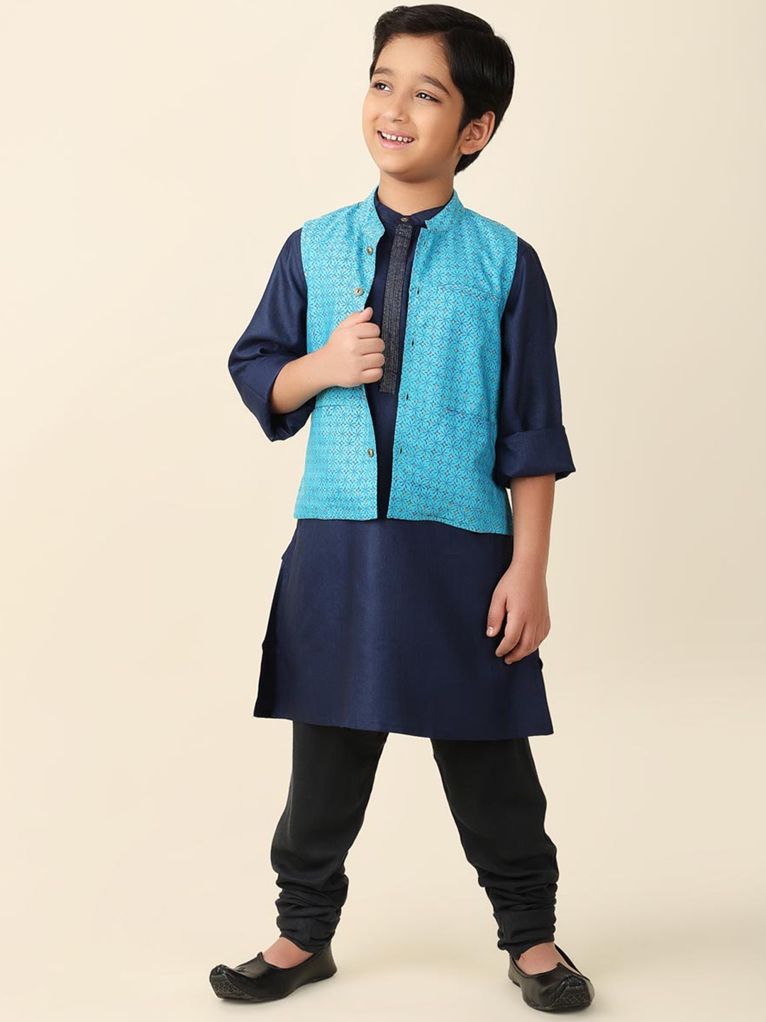 

Fabindia Boys Mandarin Collar Kurta With Churidar & Nehru Jacket, Navy blue