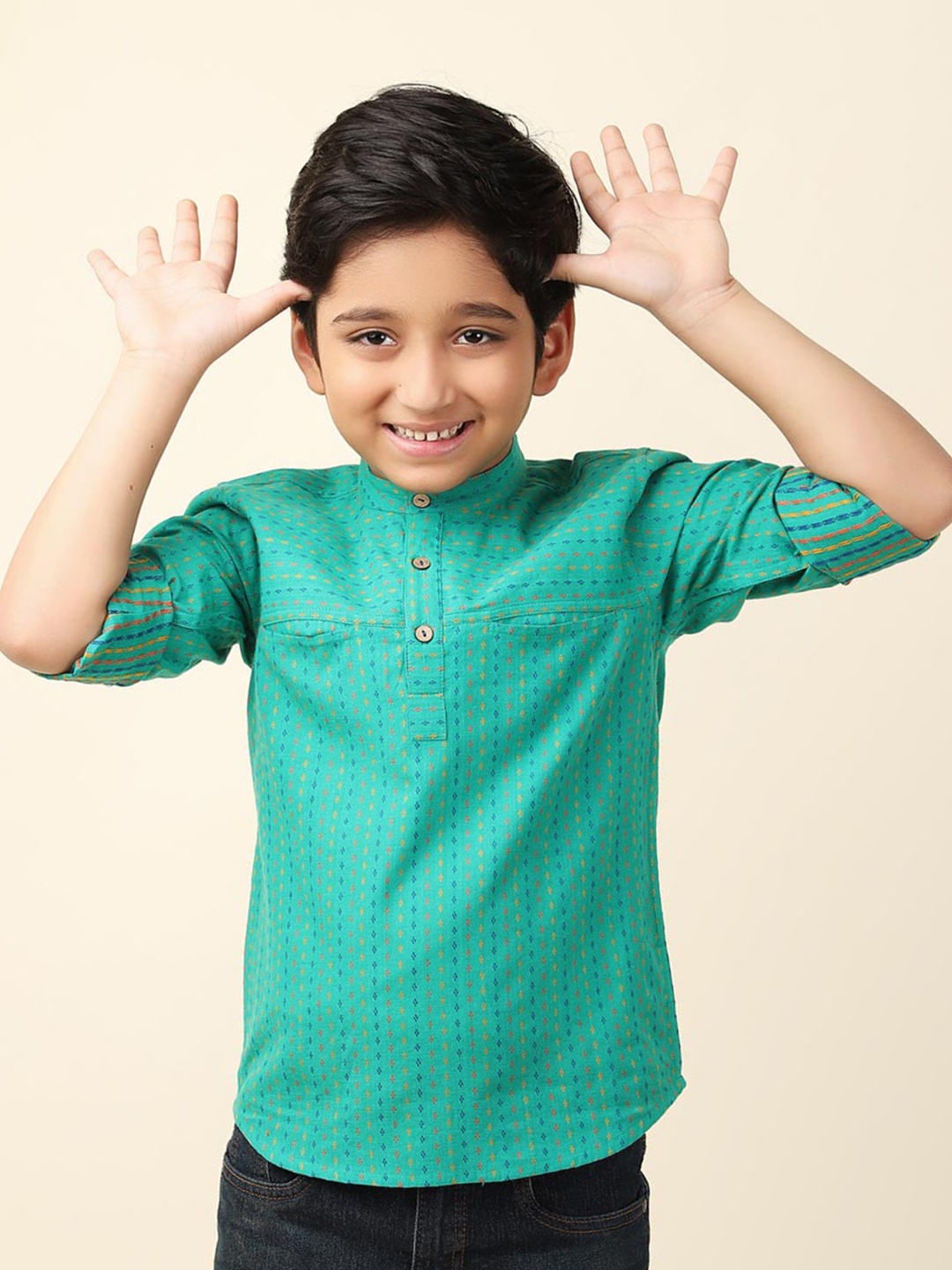 

Fabindia Boys Woven Design Band Collar Cotton Kurta, Green