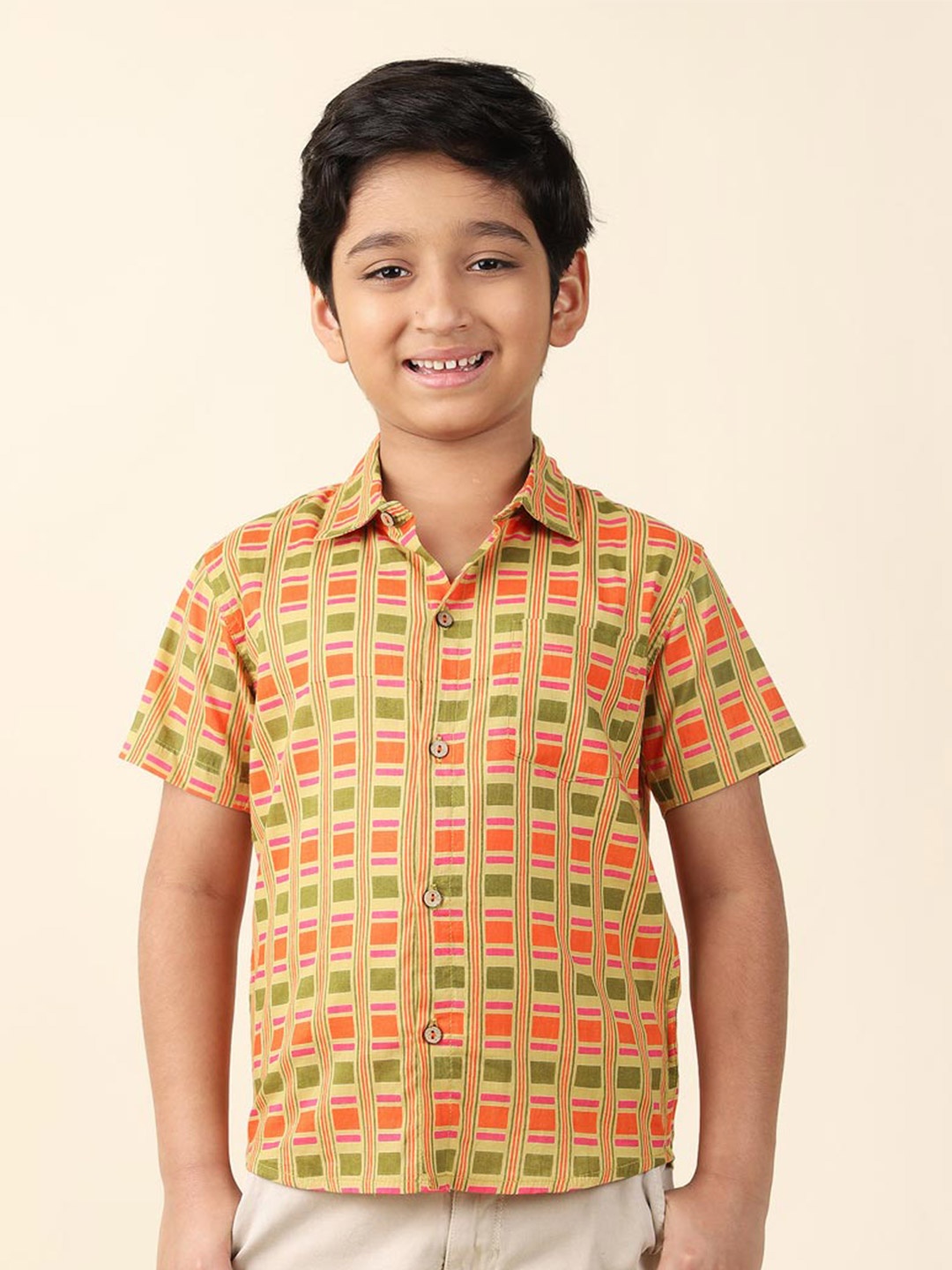 

Fabindia Boys Geometric Printed Cotton Casual Shirt, Lime green