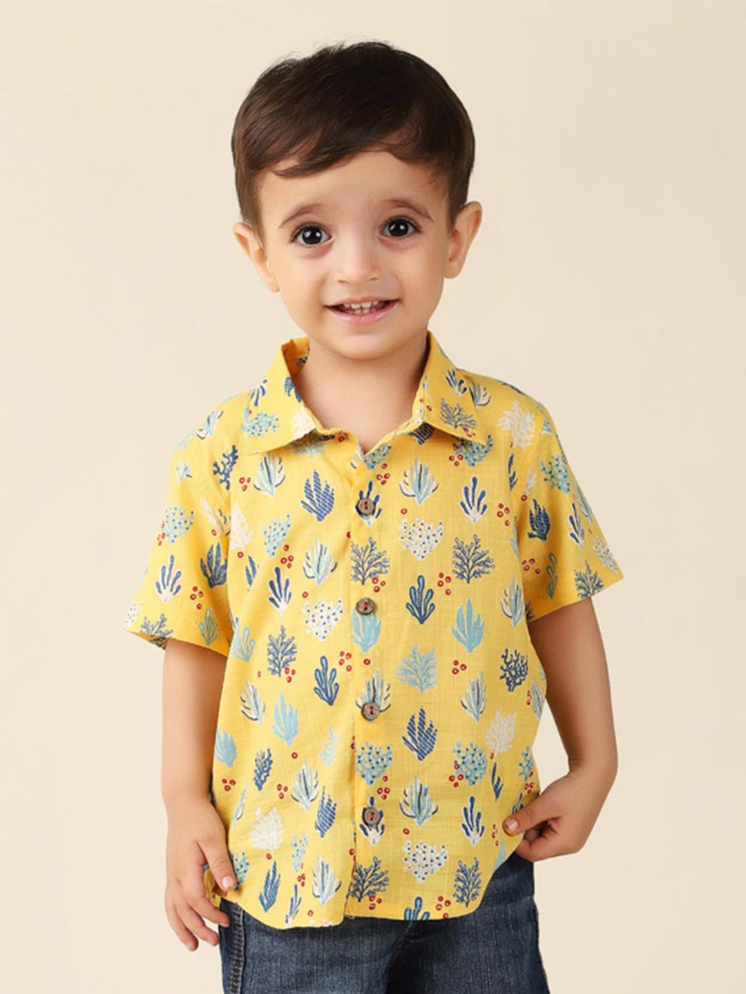 

Fabindia Boys Conversational Printed Cotton Casual Shirt, Yellow