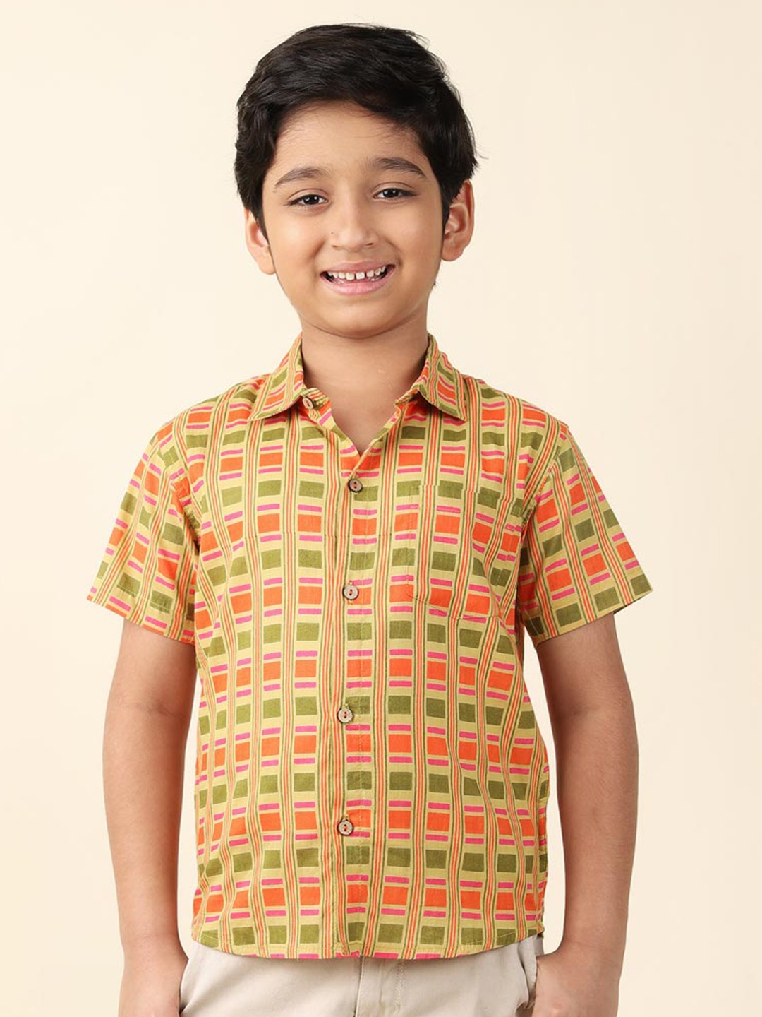 

Fabindia Boys Geometric Printed Cotton Casual Shirt, Lime green