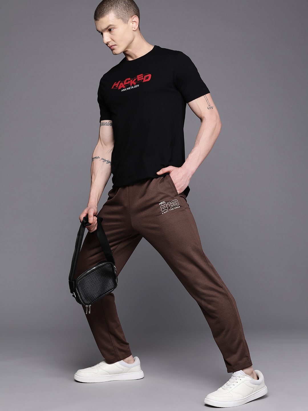 

HRX by Hrithik Roshan Men Printed Detail Pure Cotton Track Pants, Coffee brown