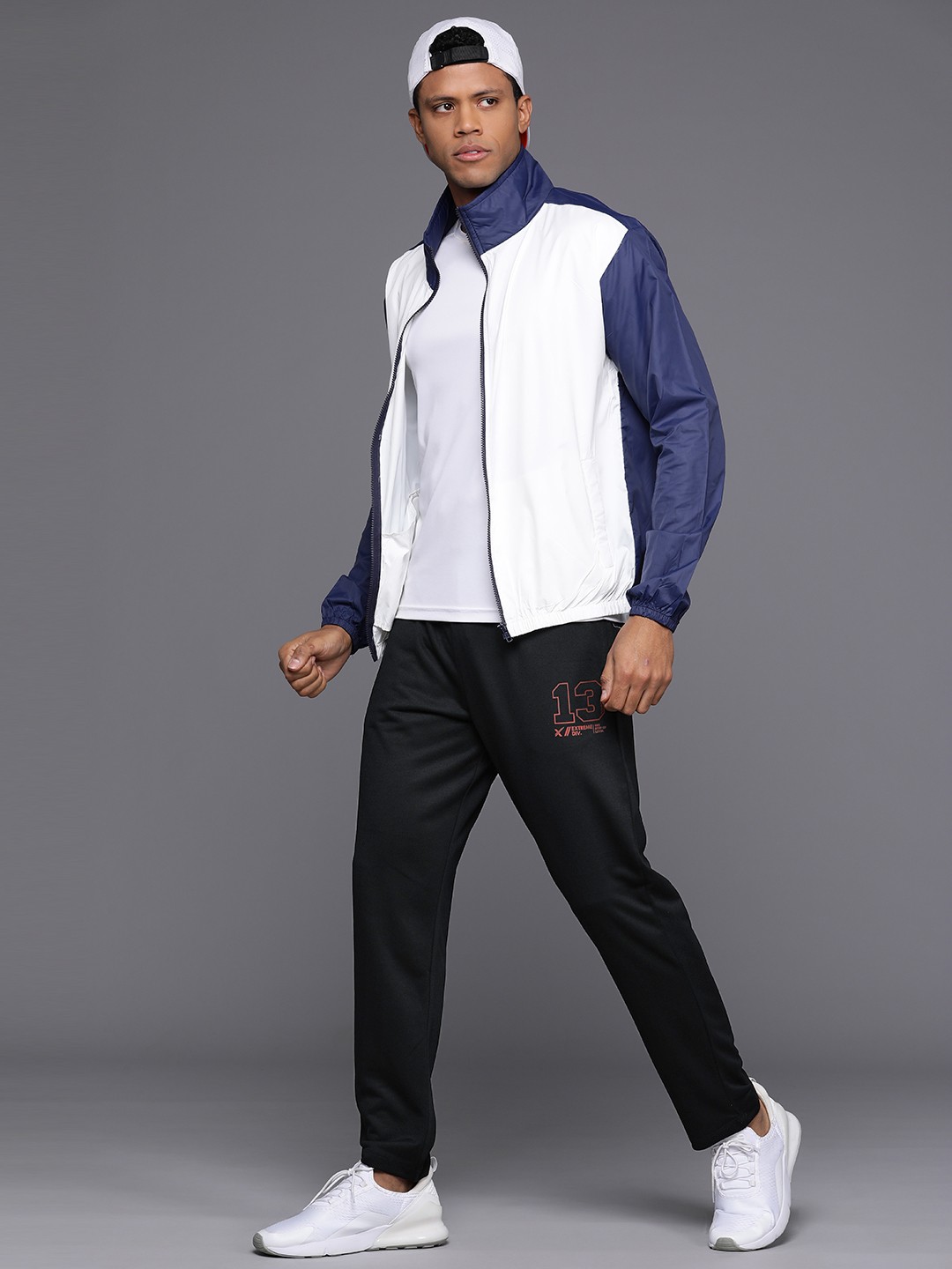 

HRX by Hrithik Roshan Men Regular Fit Casual Track Pants, Black