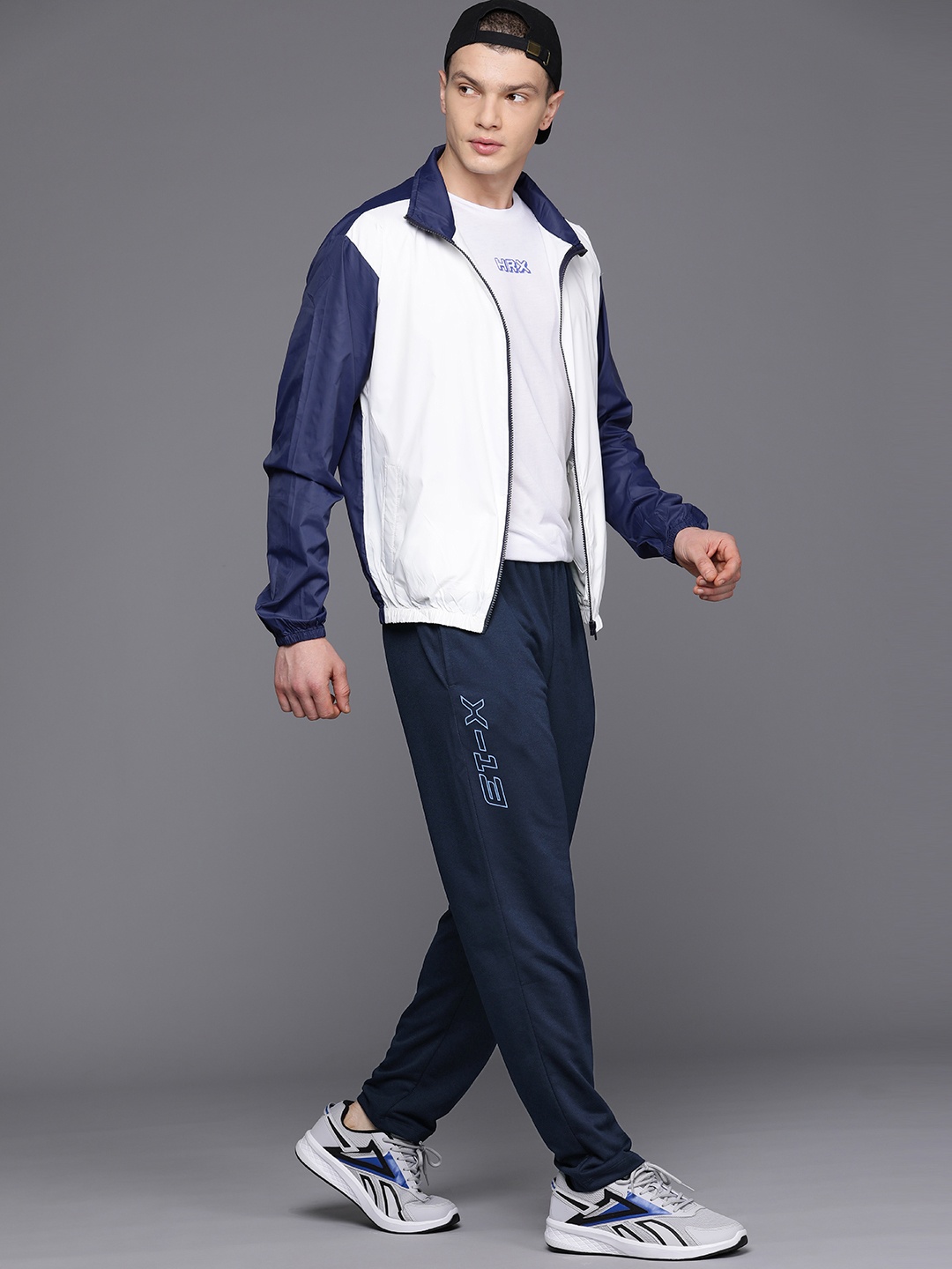 

HRX by Hrithik Roshan Men Mid-Rise Typography Print Detail Track Pants, Navy blue