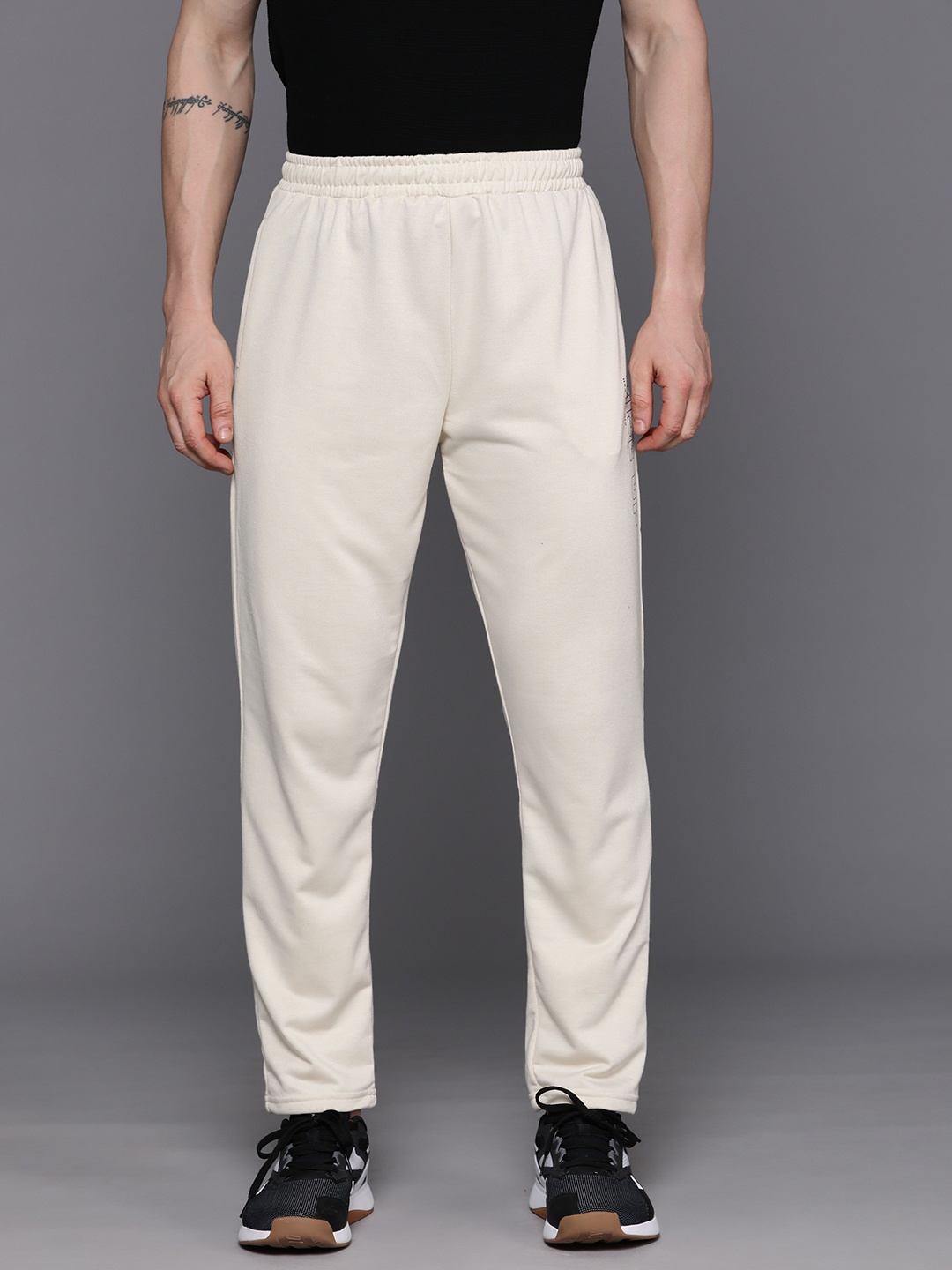 

HRX by Hrithik Roshan Men Lifestyle Track Pants, Beige