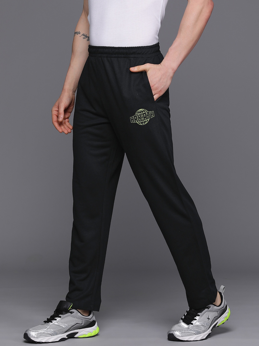 

HRX by Hrithik Roshan Men Mid-Rise Brand Logo Print Detail Track Pants, Black