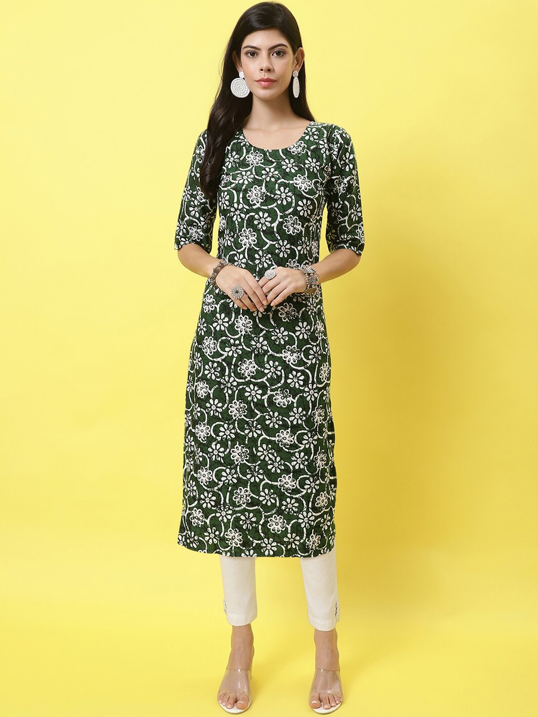 

7Threads Floral Printed Flared Sleeves Thread Work Crepe Kurta, Multi