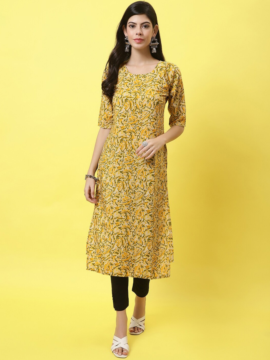 7Threads Printed Crepe Straight Kurta, Yellow
