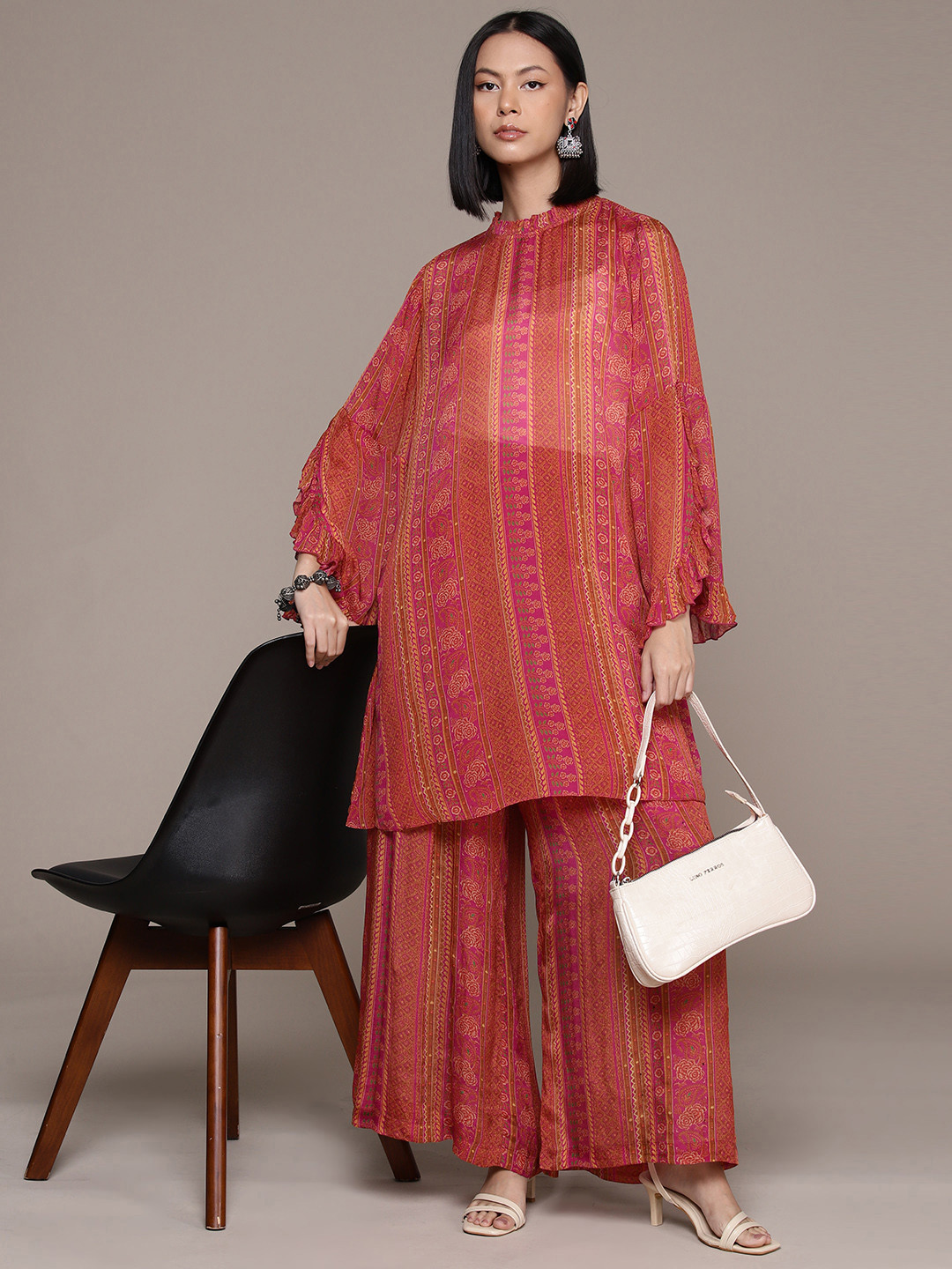 

Ritu Kumar Ethnic Motifs Printed Flared Sleeves Kurti with Palazzos, Pink