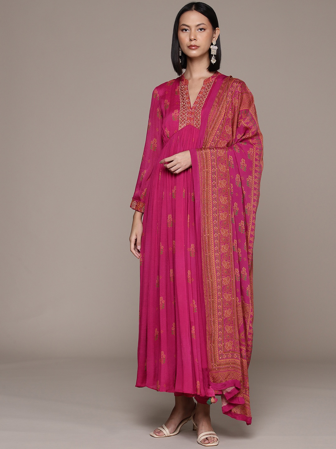 

Ritu Kumar Women Floral Printed Pleated Kurta With Dupatta, Pink