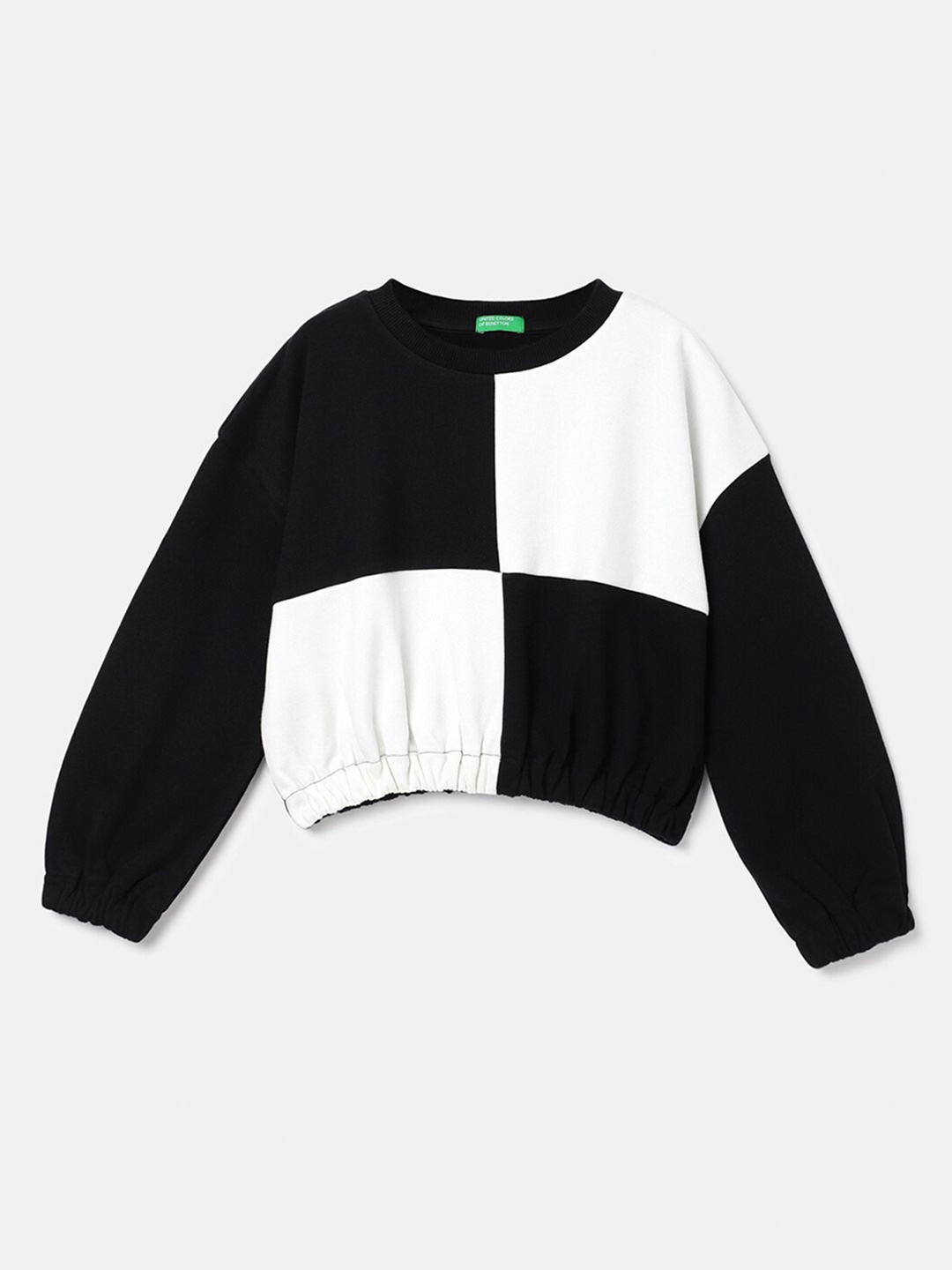 

United Colors of Benetton Girls Black Colourblocked Sweatshirt