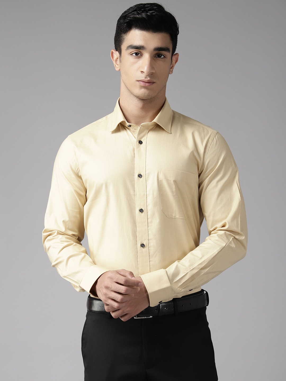 

Blackberrys Men Slim Fit Pure Cotton Formal Shirt, Beige