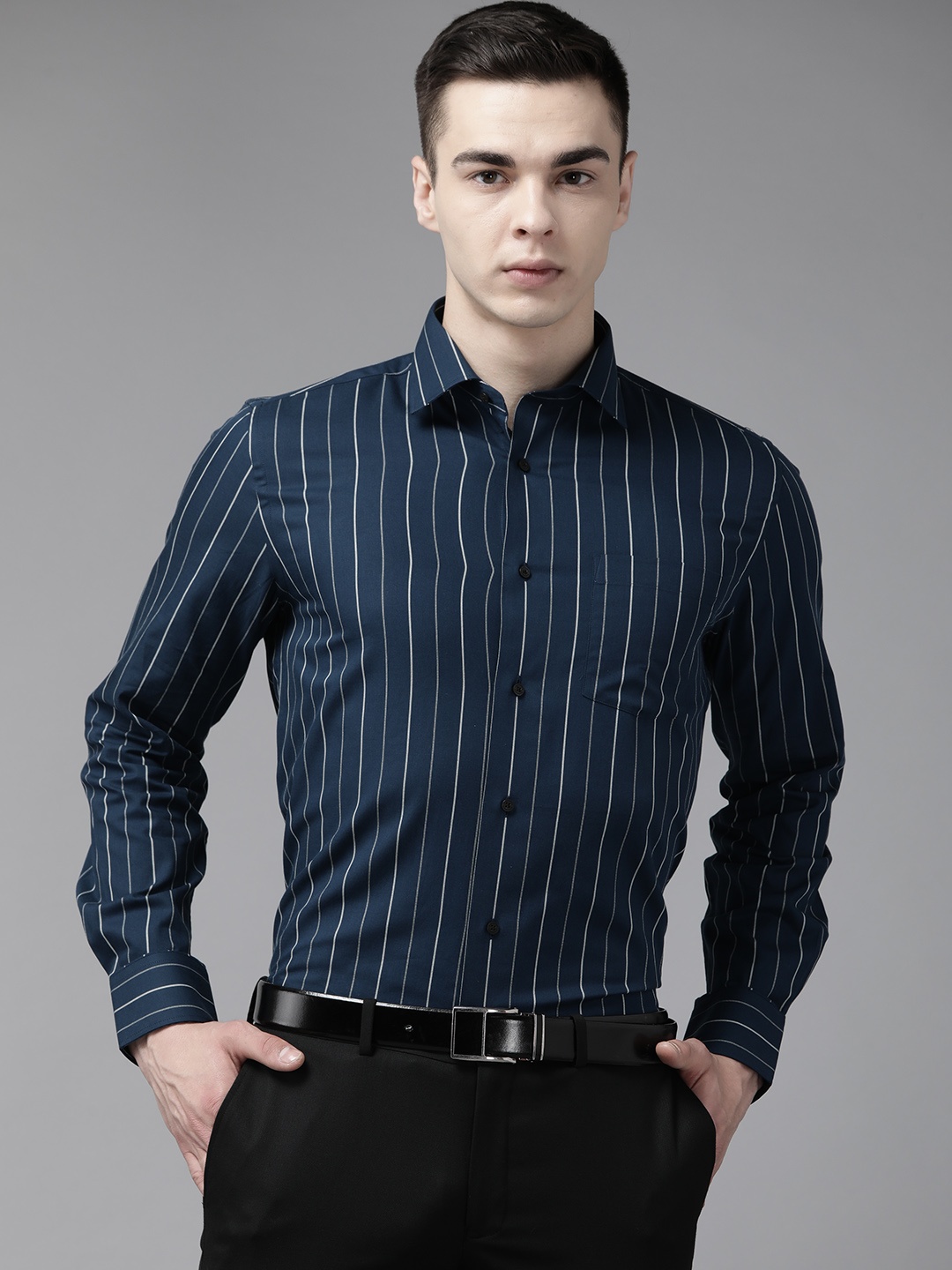 

Blackberrys Men Slim Fit Pure Cotton Striped Formal Shirt, Navy blue