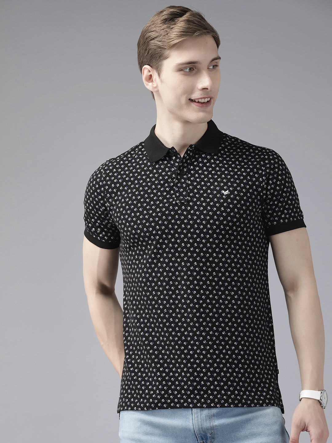 

Blackberrys Men Printed Polo Collar Slim Fit T-shirt, Black