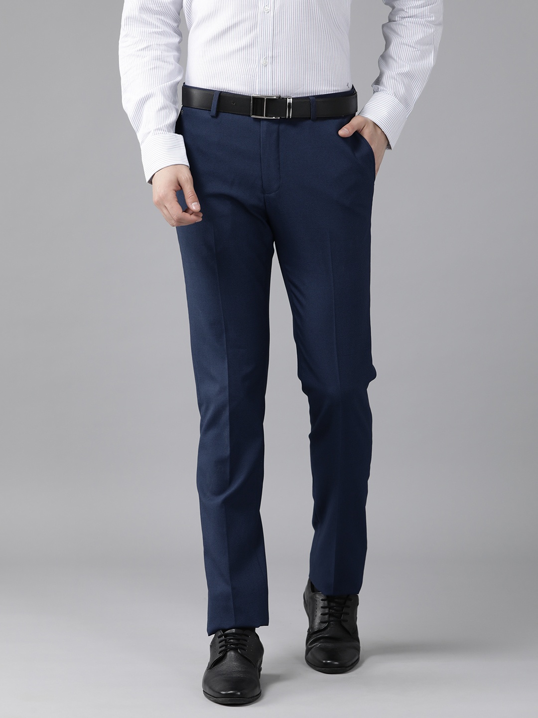 

Blackberrys Men Slim Fit Low-Rise Formal Trousers, Navy blue