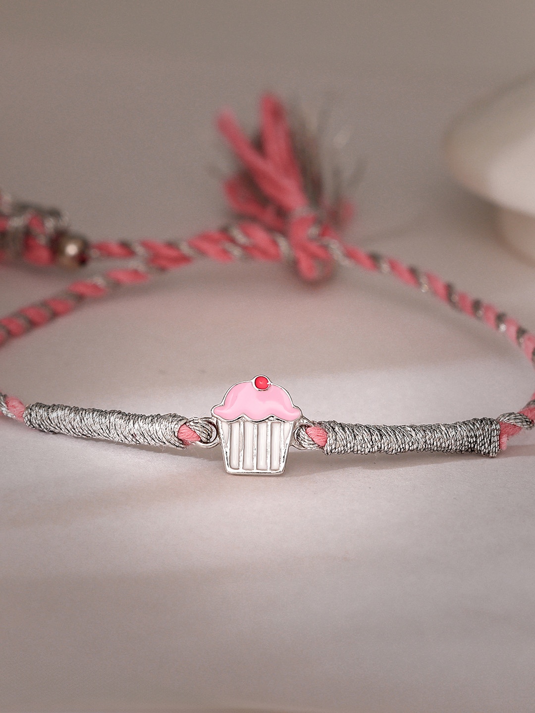 

GIVA Kids 925 Sterling Silver Icecream Charm Beaded Rakhi