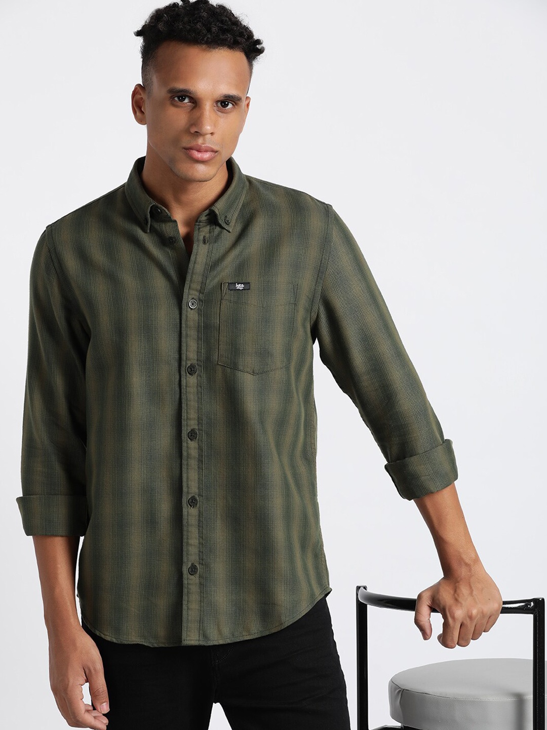 

Lee Button-Down Collar Comfort Twill Striped Casual Cotton Shirt, Green