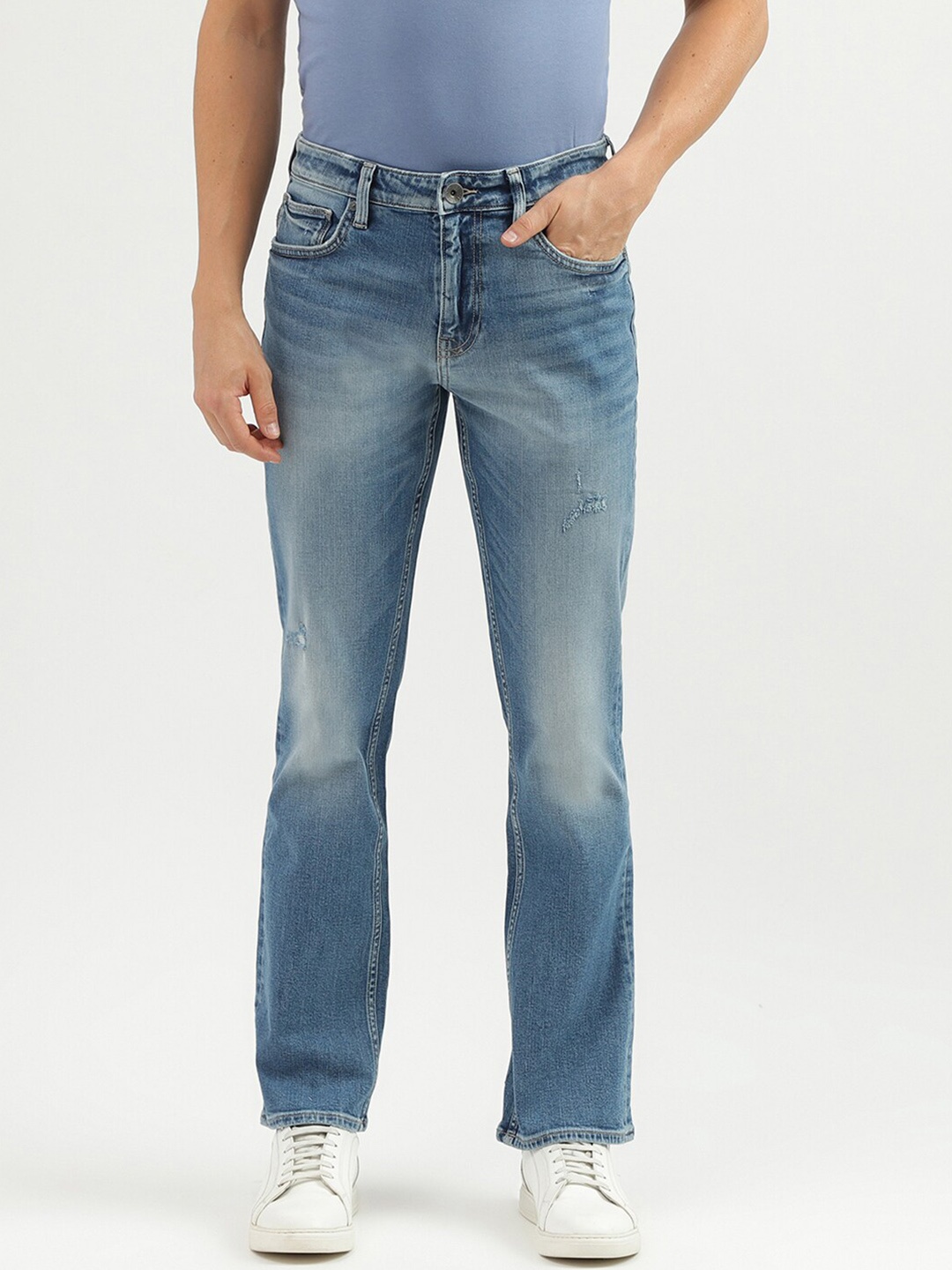 

United Colors of Benetton Men Bootcut Clean Look Heavy Fade Jeans, Blue