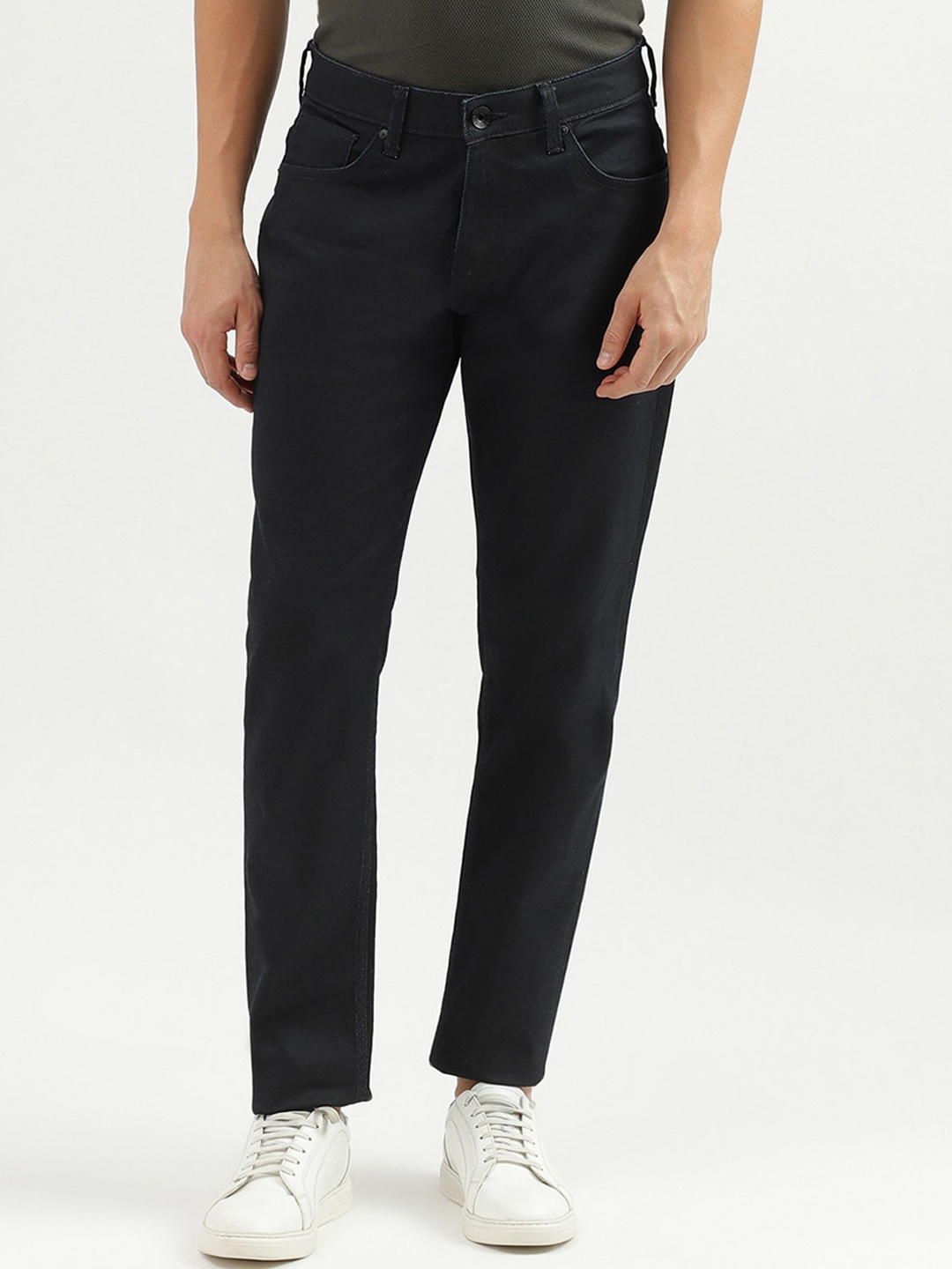 

United Colors of Benetton Men Slim Fit Mid Rise Clean Look Jeans, Navy blue