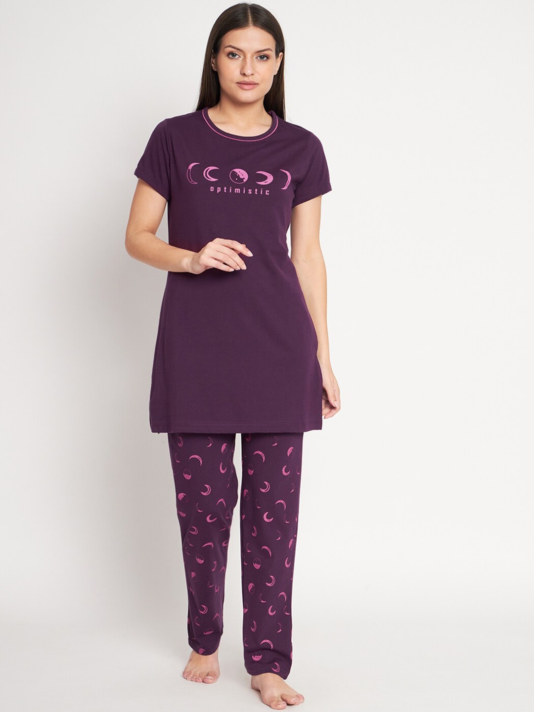 

Bell Paper Graphic Printed Pure Cotton Night Suit, Burgundy