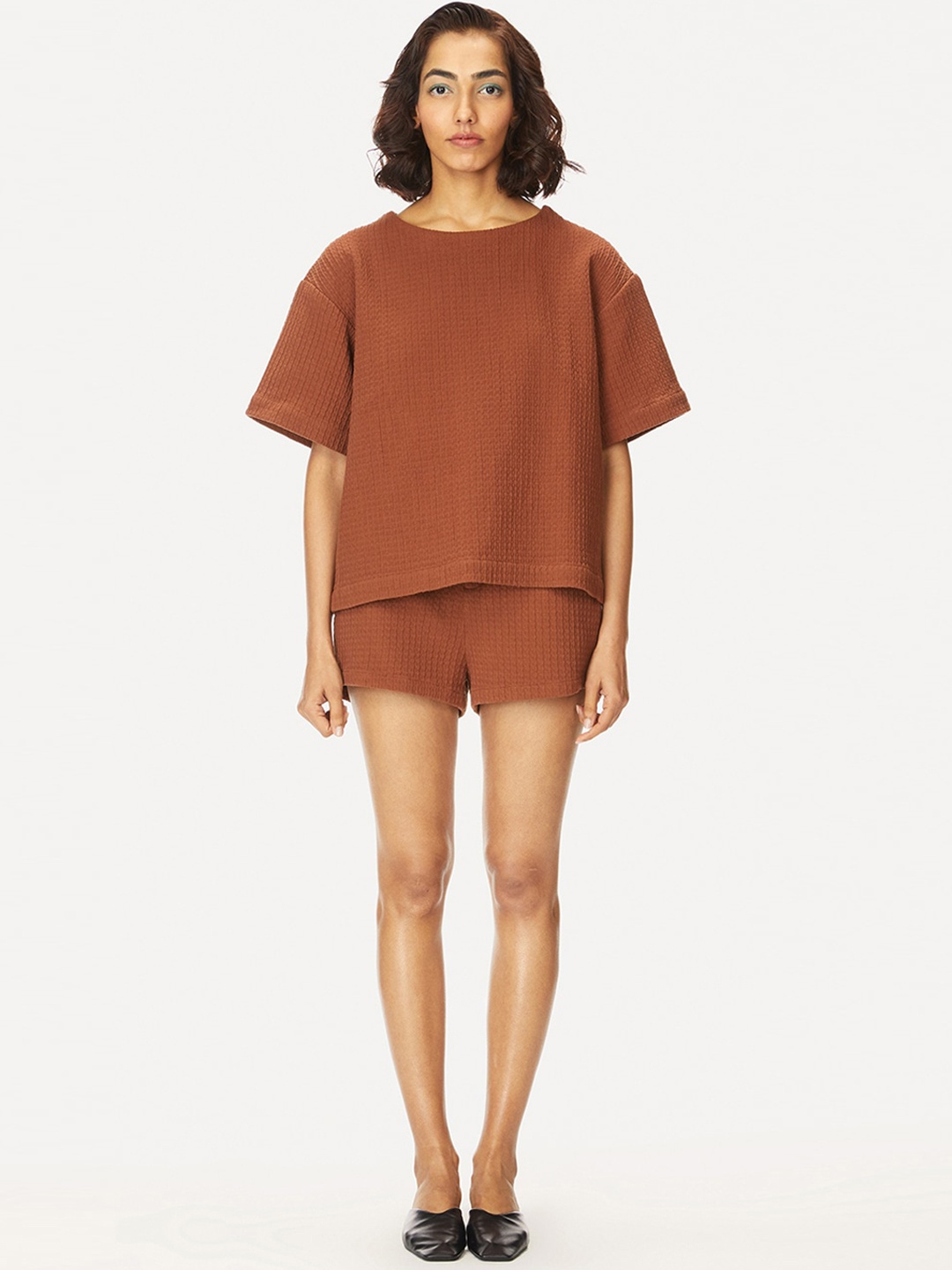 

Bhaane Women Regular Fit Mid-Rise Cotton Regular Shorts, Brown