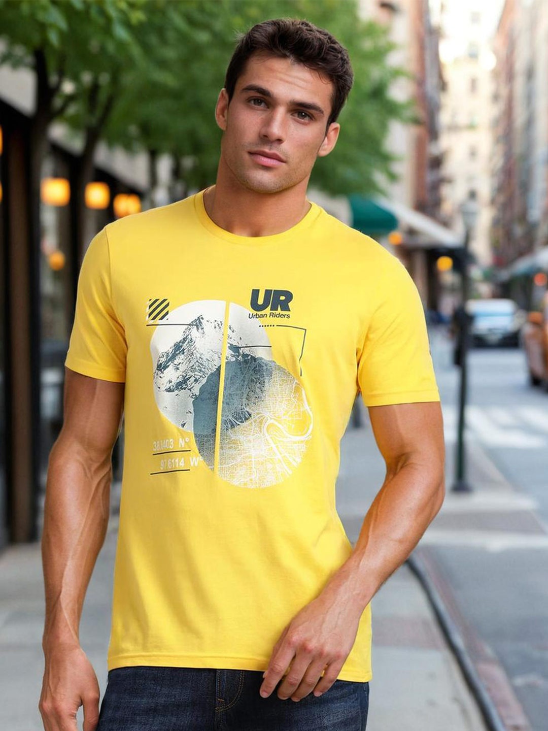 

Lee Graphic Printed Slim Fit Cotton T-shirt, Yellow
