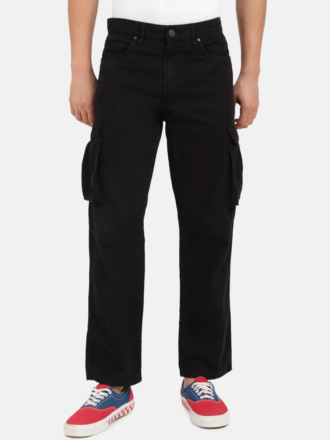 

Bene Kleed Men Relaxed Fit Mid Rise Cotton Cargos Trousers, Black