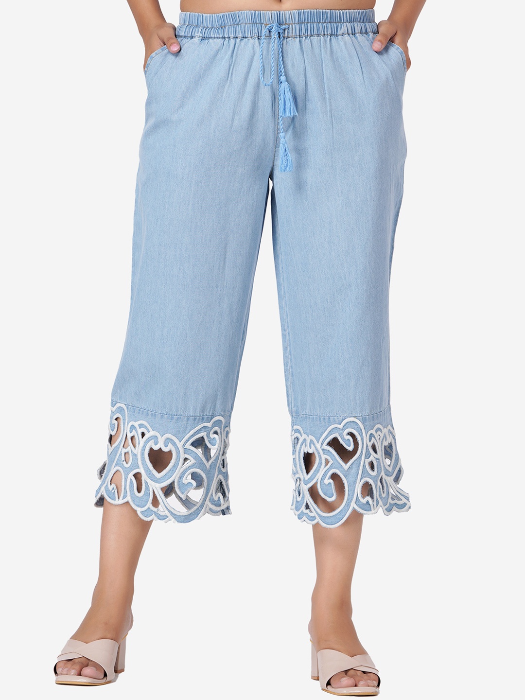 

SUMAVI-FASHION Women Ethnic Motifs Embroidered Denim Culottes Trousers, Blue