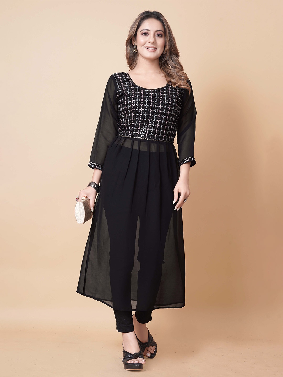 

WEAVETECH IMPEX Black Geometric Embellished Sequinned Georgette Anarkali Kurta