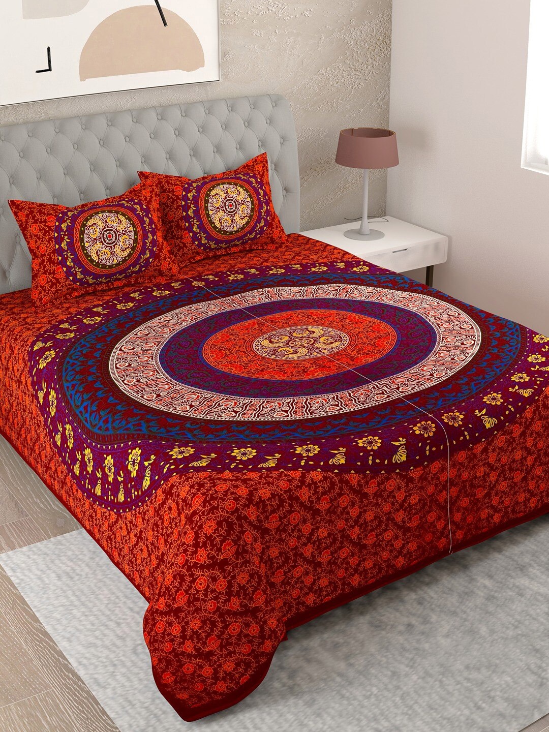 

UNIQCHOICE Red & Blue Printed Cotton 144 TC King Bedsheet with 2 Pillow Covers