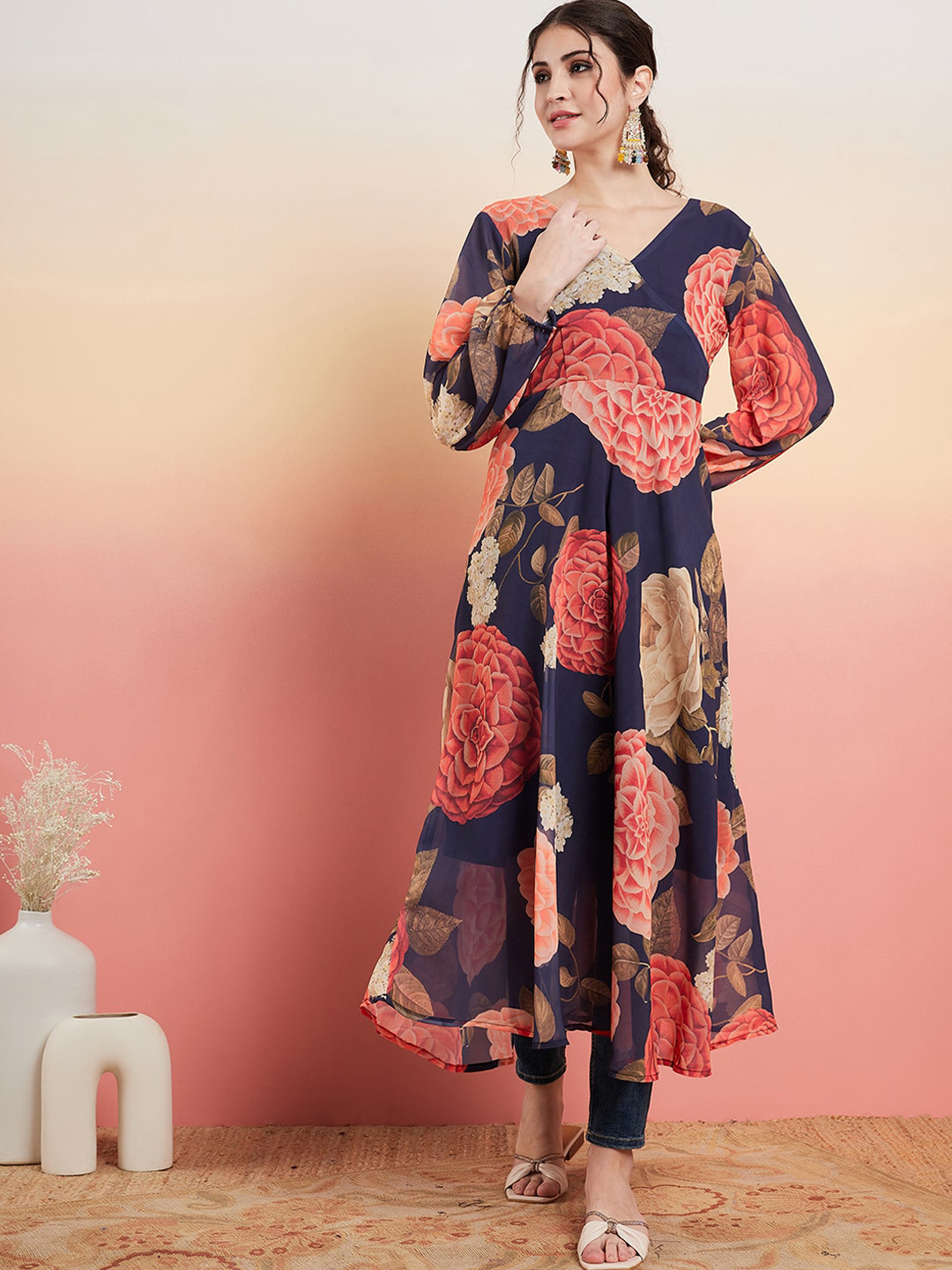 

Sangria Floral Printed Georgette Anarkali Kurta, Navy blue