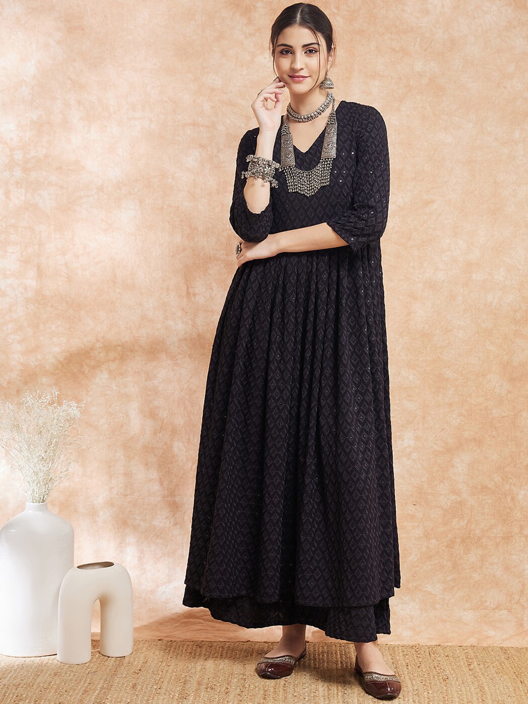

InWeave Floral Embroidered Chikankari Anarkali Kurta With Palazzos, Black