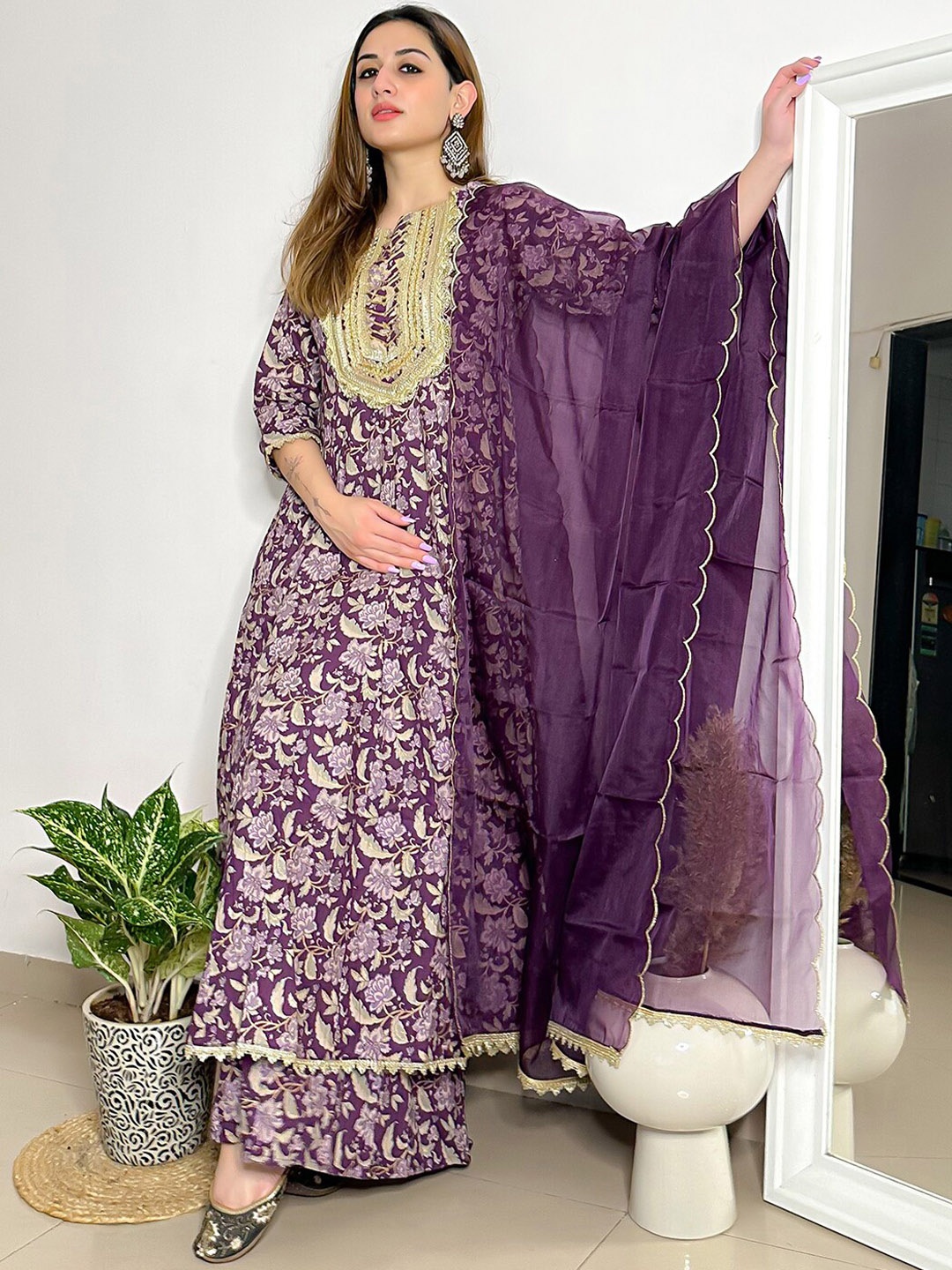 

Janasya Women Violet Floral Printed Regular Gotta Patti Pure Cotton Kurta with Palazzos & With Dupatta