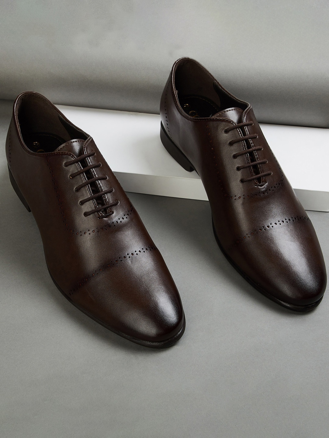 

CODE by Lifestyle Men Perforated Formal Oxfords, Brown