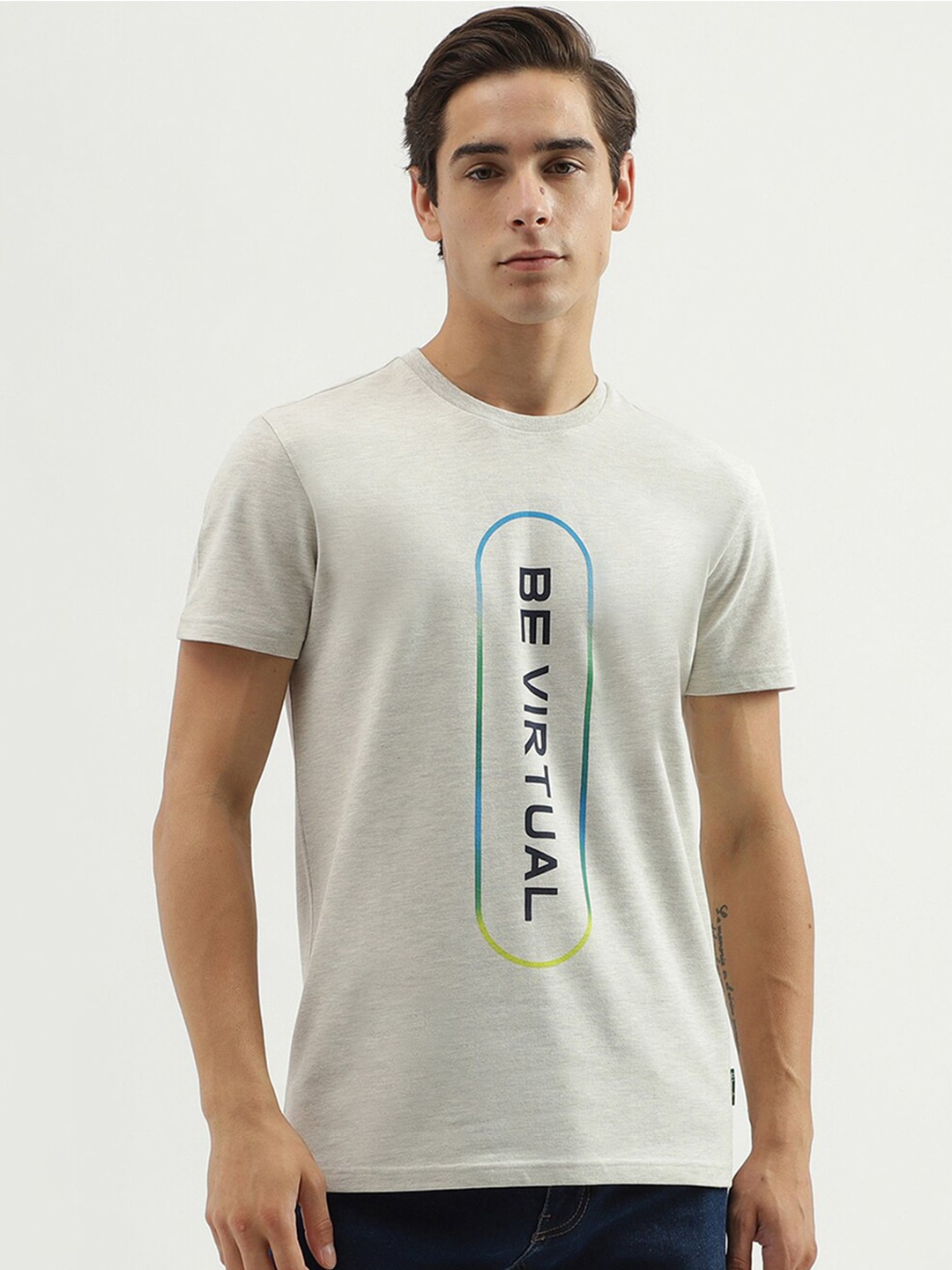 

United Colors of Benetton Typography Printed Regular Fit T-shirt, Grey