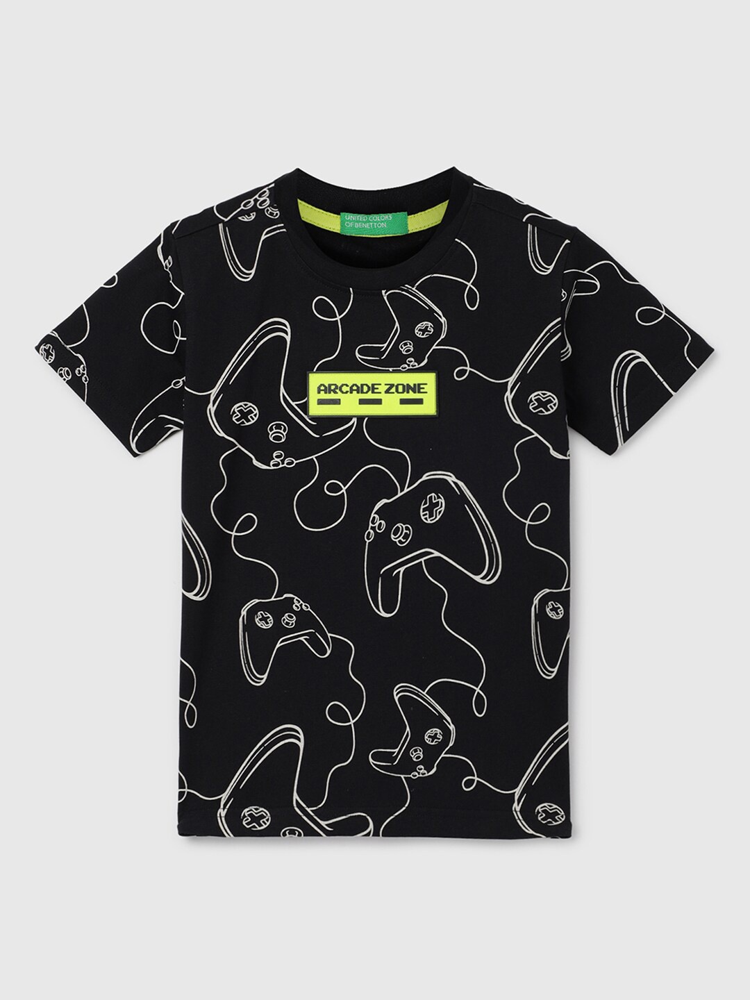 

United Colors of Benetton Boys Black Printed T-shirt