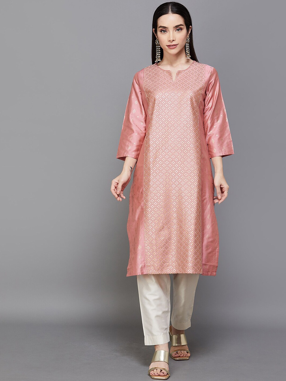 

Melange by Lifestyle Ethnic Motifs Embroidered Round Neck Kurta, Peach
