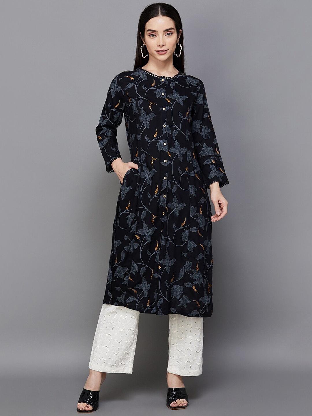 

Melange by Lifestyle Floral Printed Round Neck Gathered A-Line Kurta, Black
